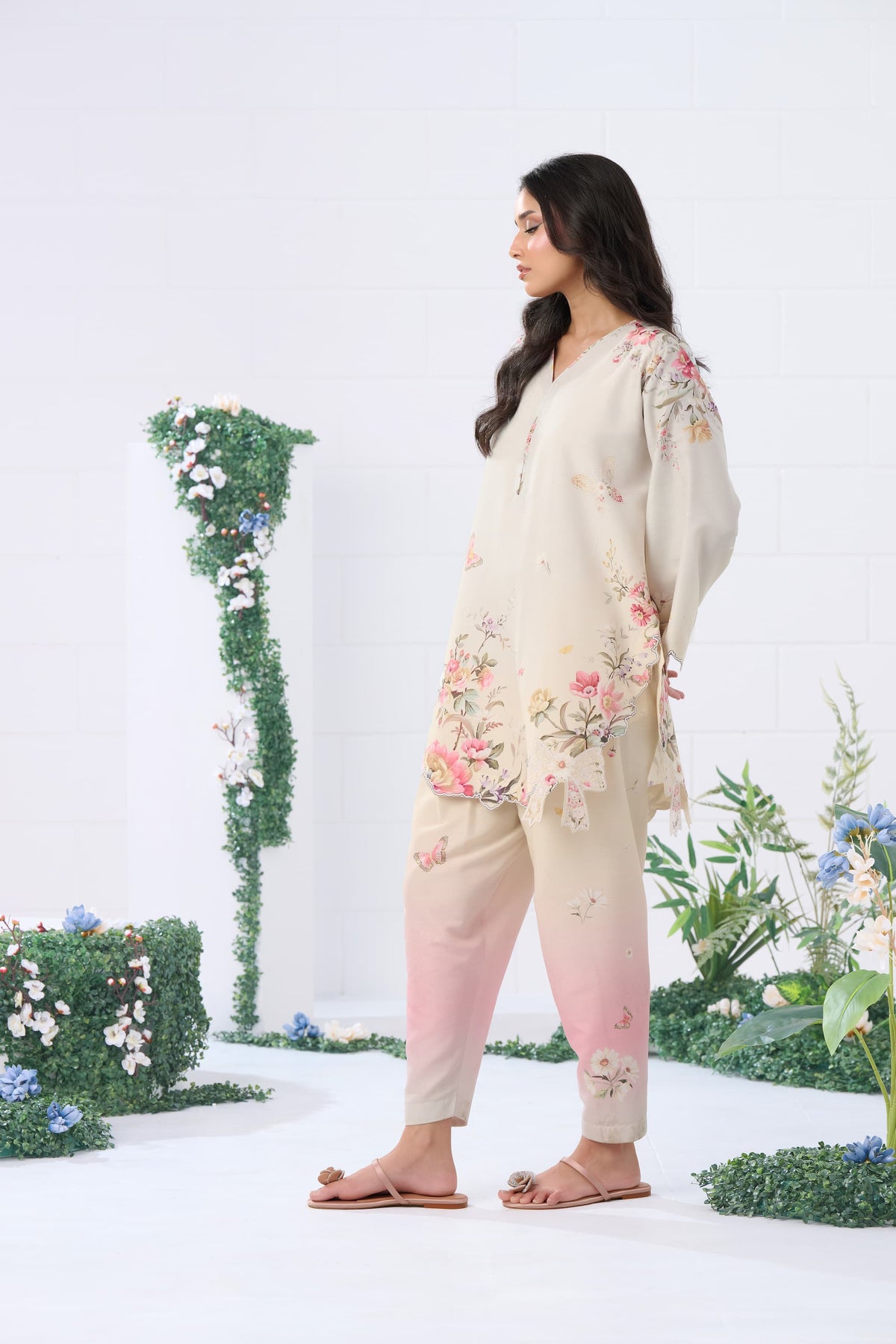 Honey & Daisies 2- Piece