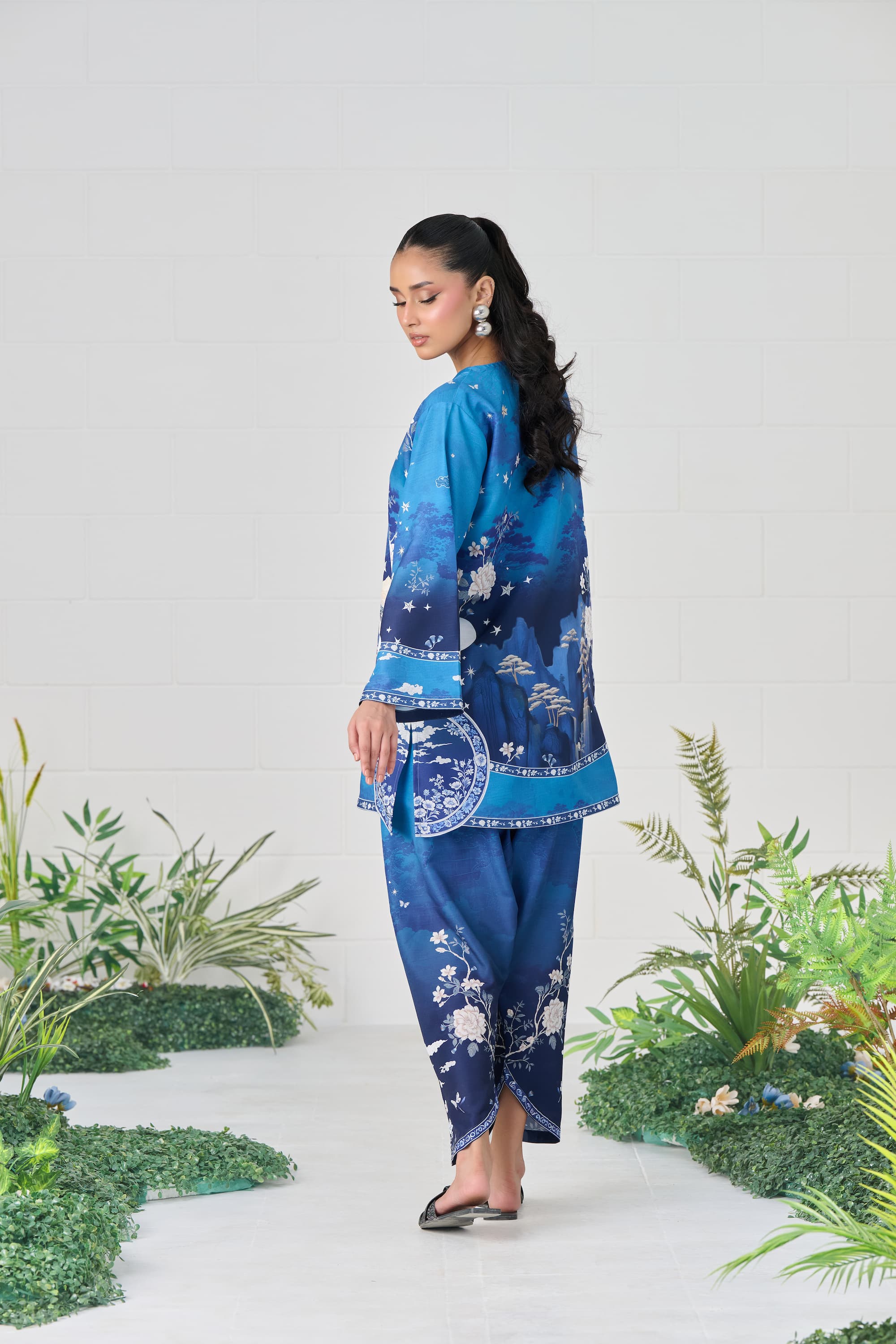 Monday Blues 2-Piece