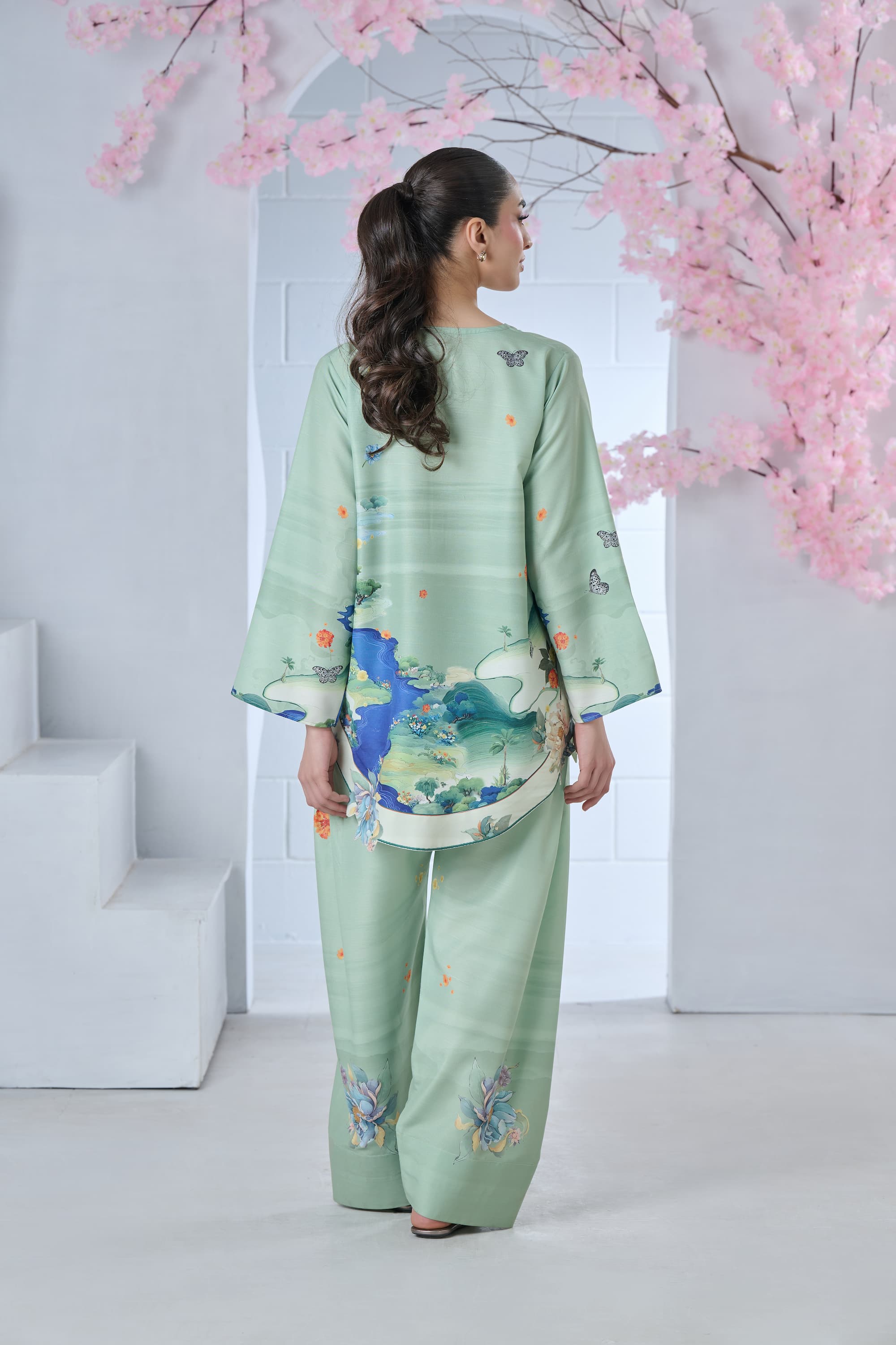Oriental Escape 2-Piece