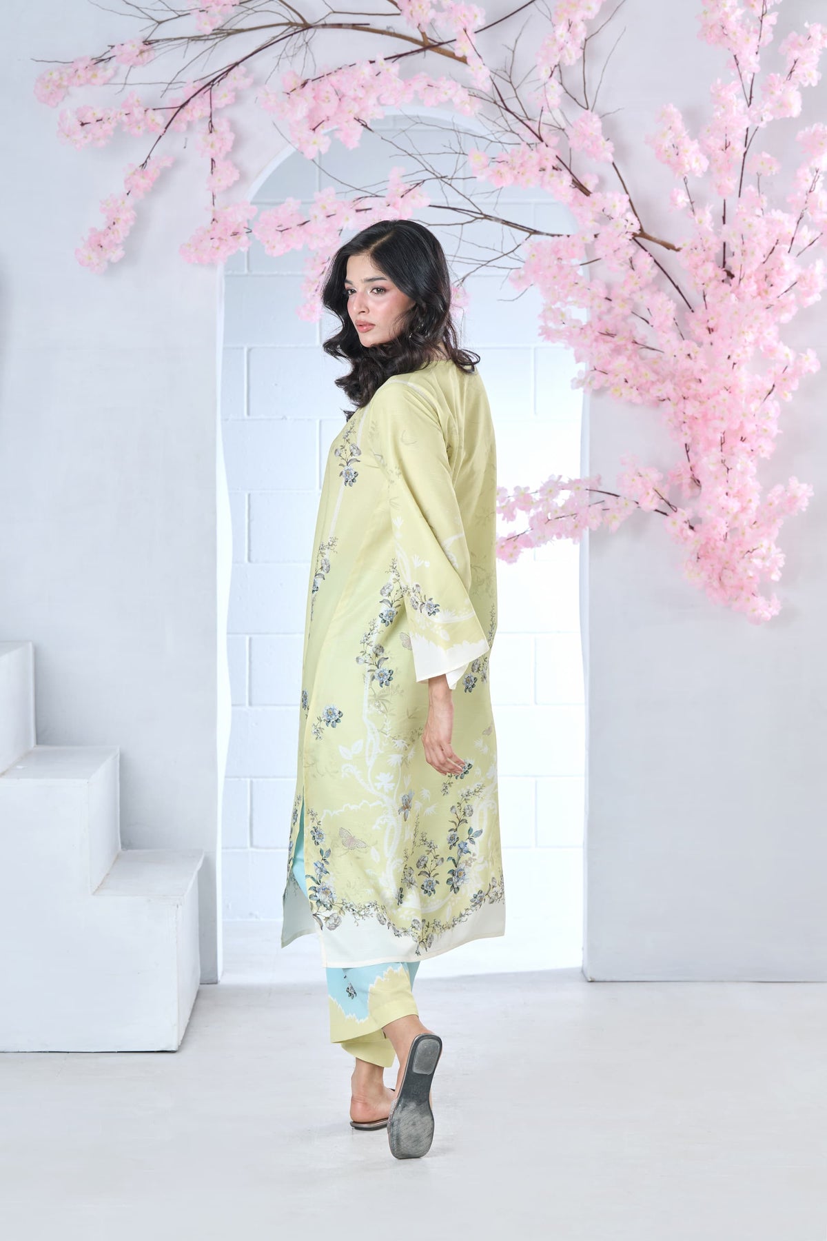 Butter Bloom 2-Piece