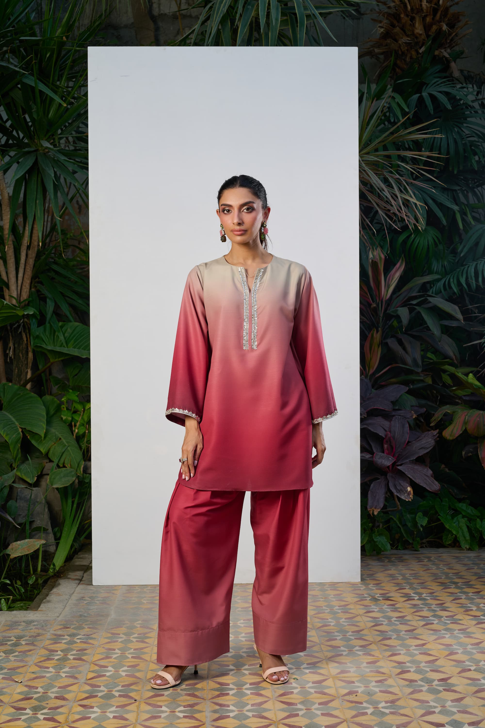 Surkh 2-Piece