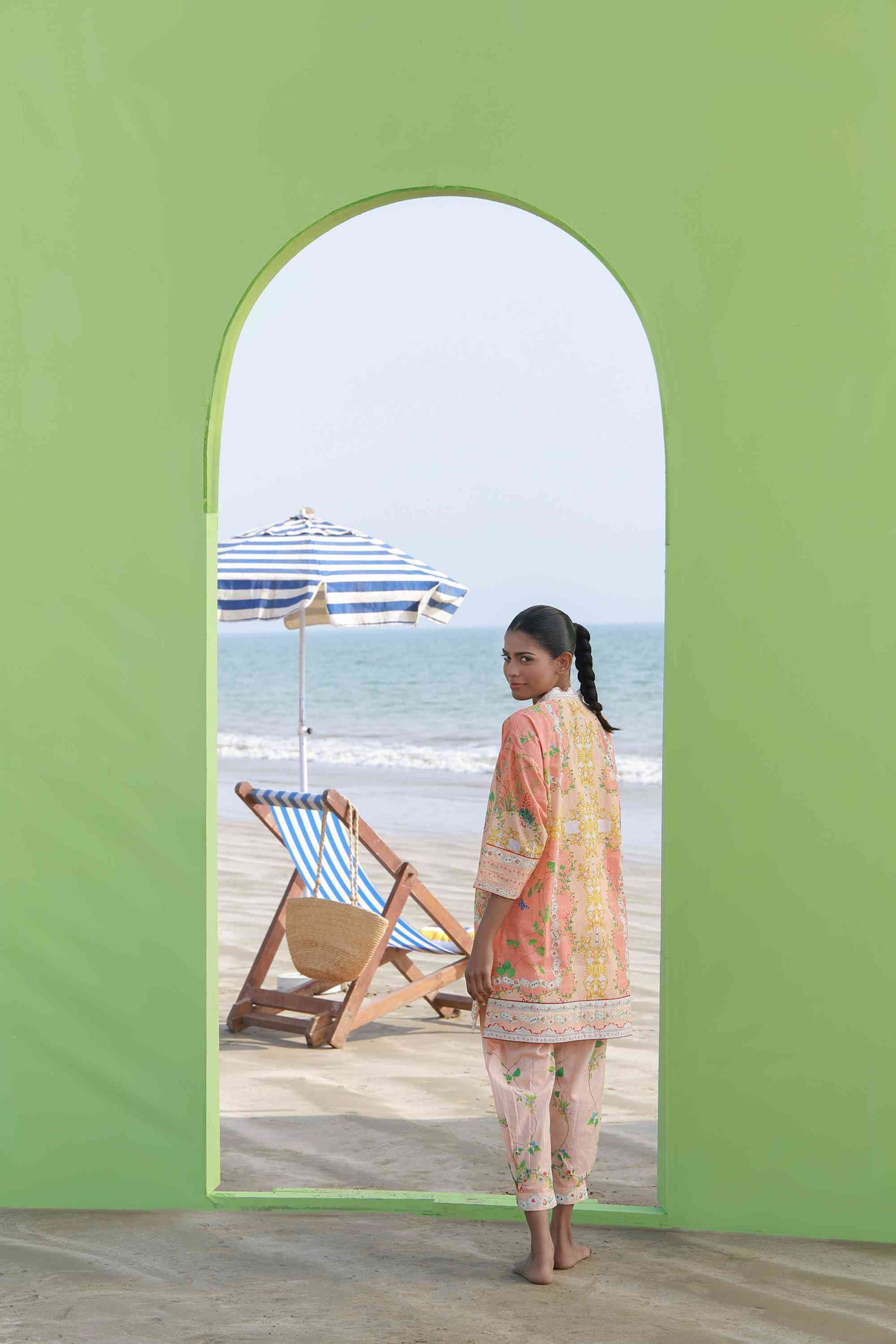 https://cdn.shopify.com/s/files/1/0663/9616/0233/files/CoralVineyard_4.jpg?v=1775739788