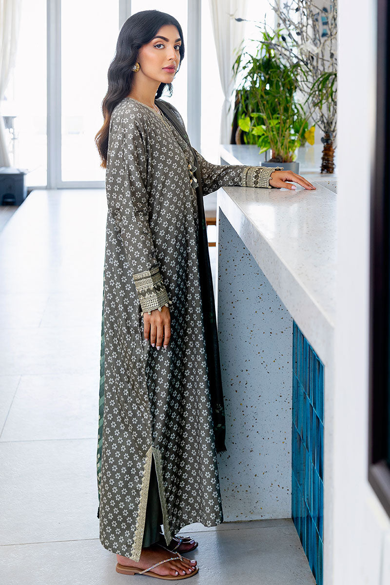 https://cdn.shopify.com/s/files/1/0178/4492/8612/files/CottonSatin_0003_7I0A6511.jpg?v=1757760007