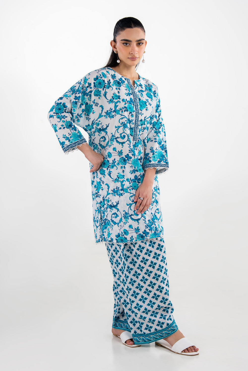 https://cdn.shopify.com/s/files/1/0706/3253/8159/files/CottonViscoseSlubPrintedCo-OrdSetIPST-77161_4.jpg?v=1773828134