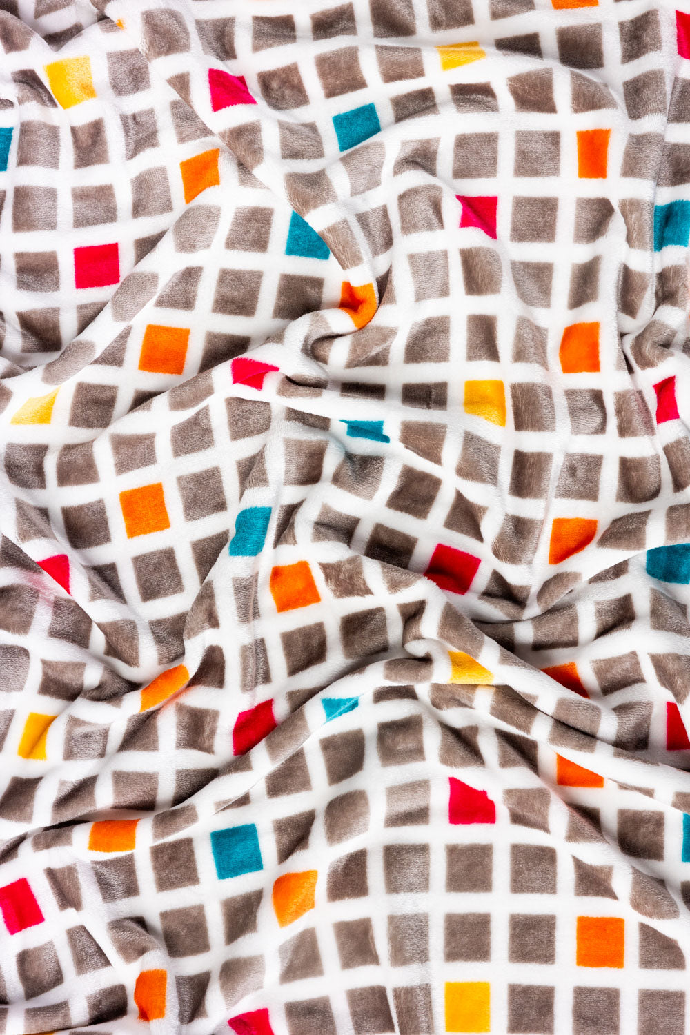 https://cdn.shopify.com/s/files/1/0706/3253/8159/files/CubeSinglePlyPrintedFleeceThrow_4.jpg?v=1763480824