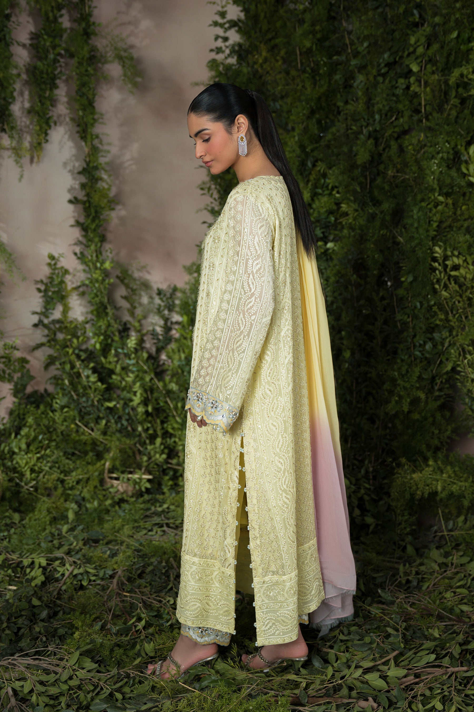 Chikankari Bloom (D-09)