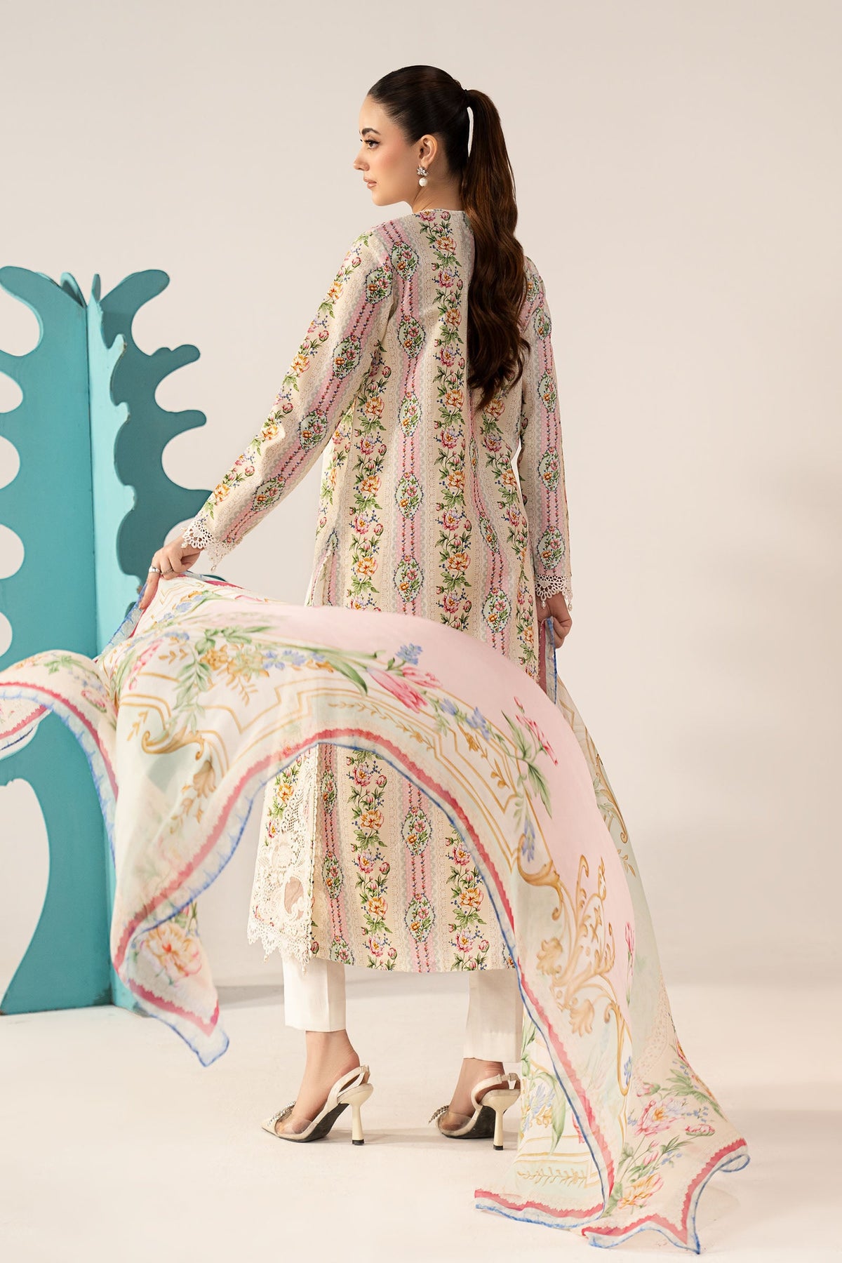 3 Piece Embroidered Lawn Suit - MS3010A-SML-00A