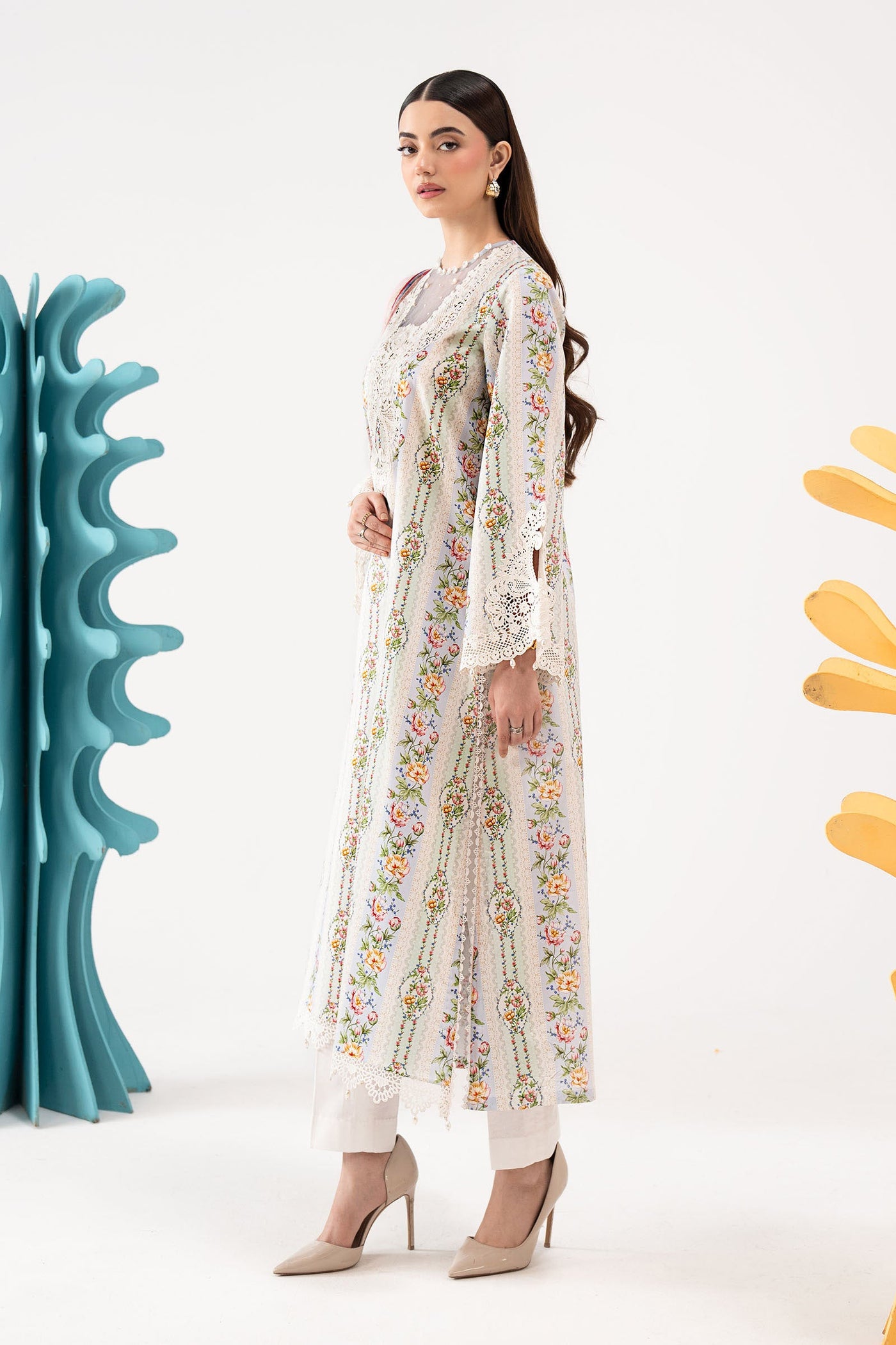 3 Piece Embroidered Lawn Suit