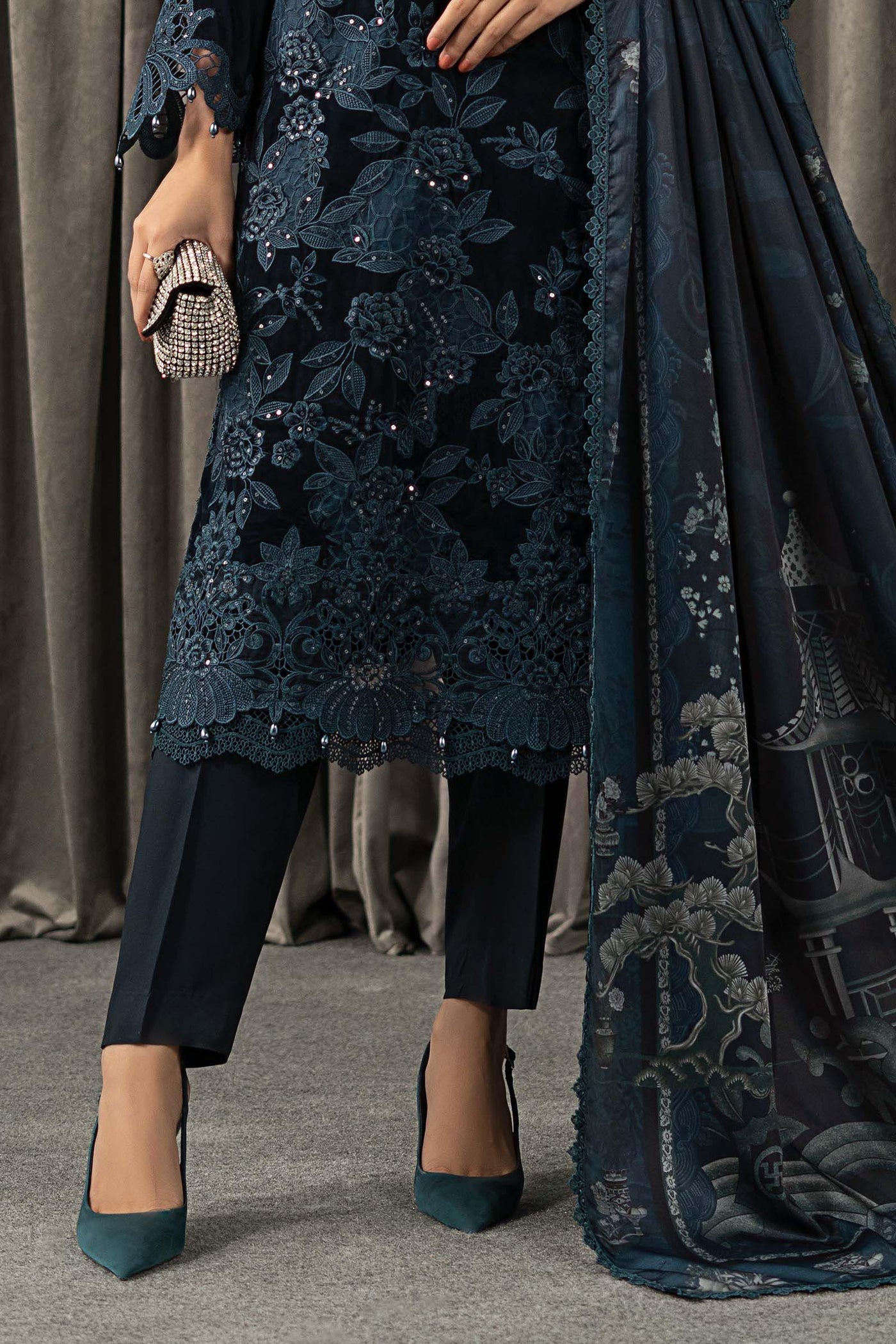 https://cdn.shopify.com/s/files/1/0620/8788/9062/files/D-10Closeup_G_f6124434-9646-4193-9ba4-86d25c2b20db.jpg?v=1765197713