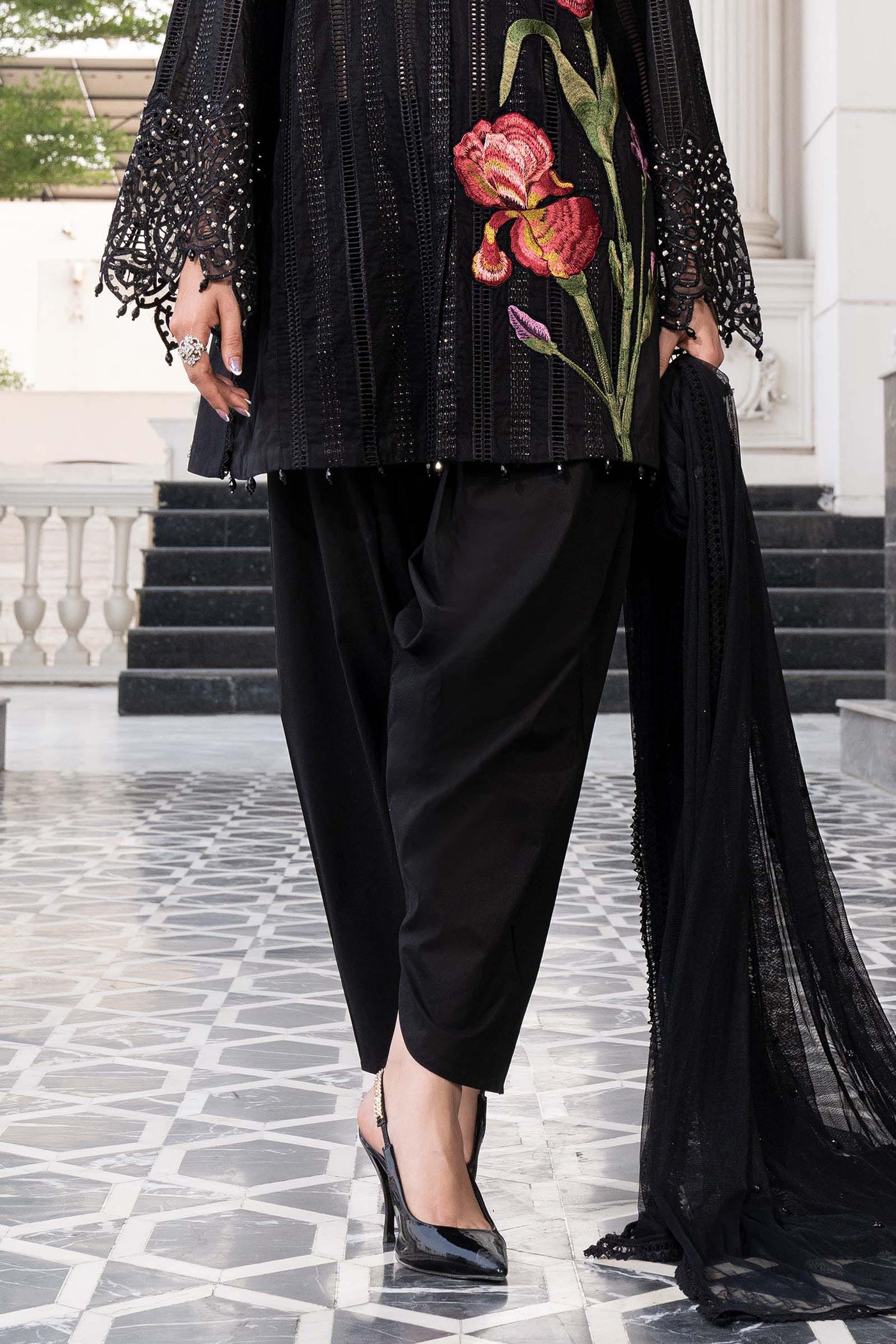3 Piece Embroidered Lawn Suit