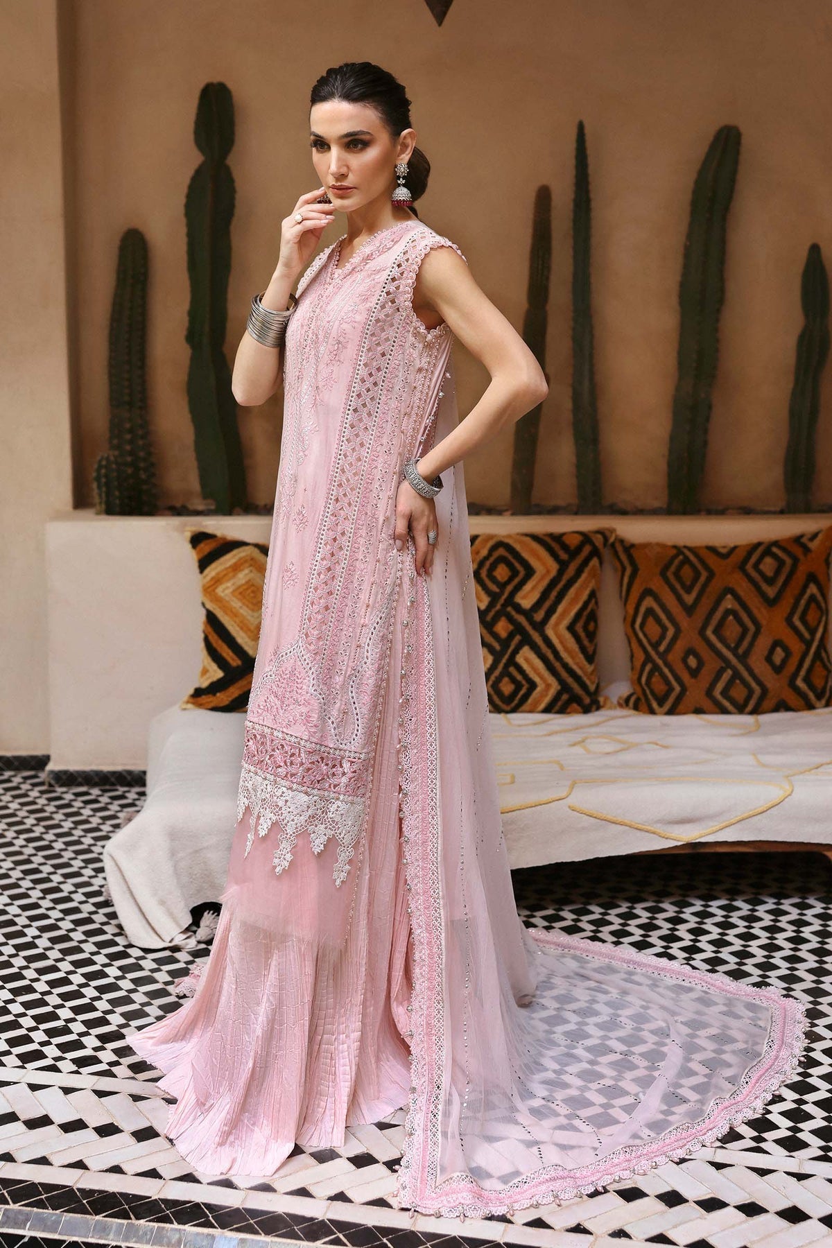 Maria B – D-2511-A Style