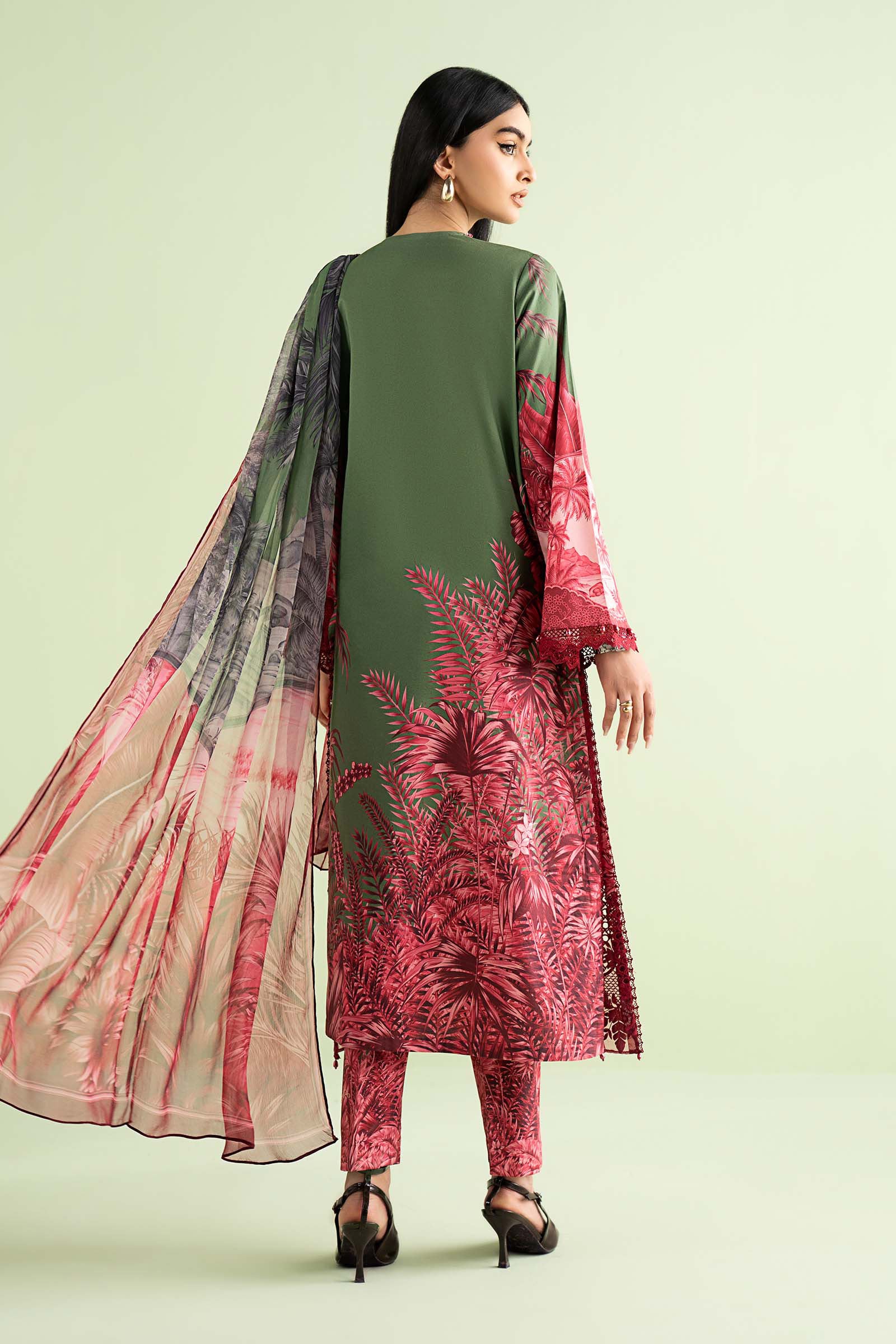 3 Piece Embroidered Lawn Suit