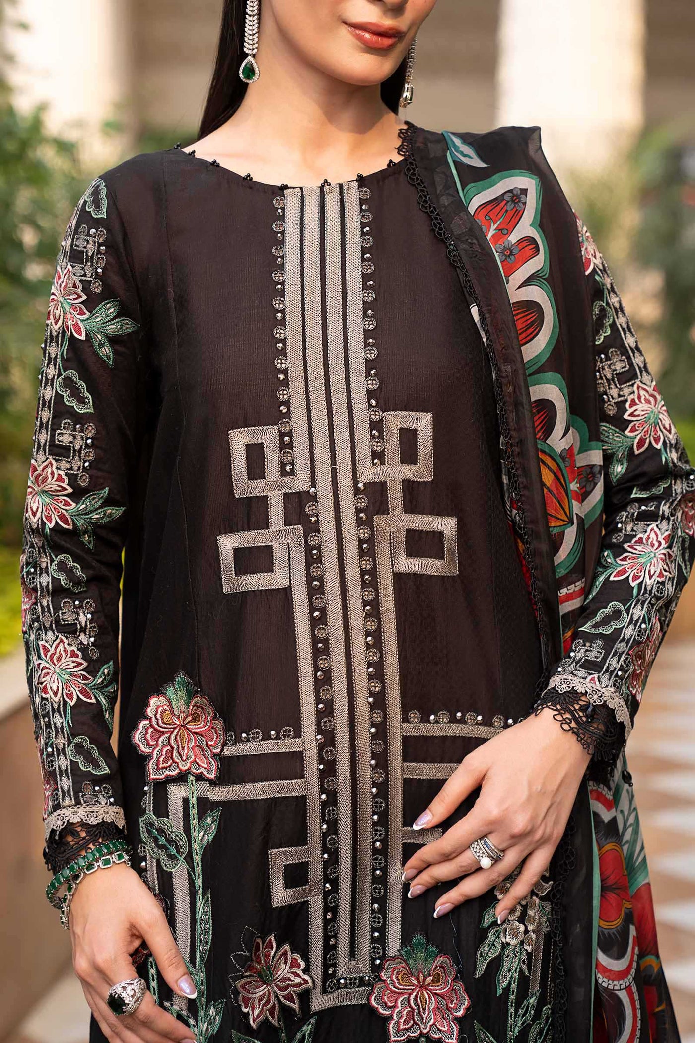3 Piece Embroidered Jacquard Lawn Suit