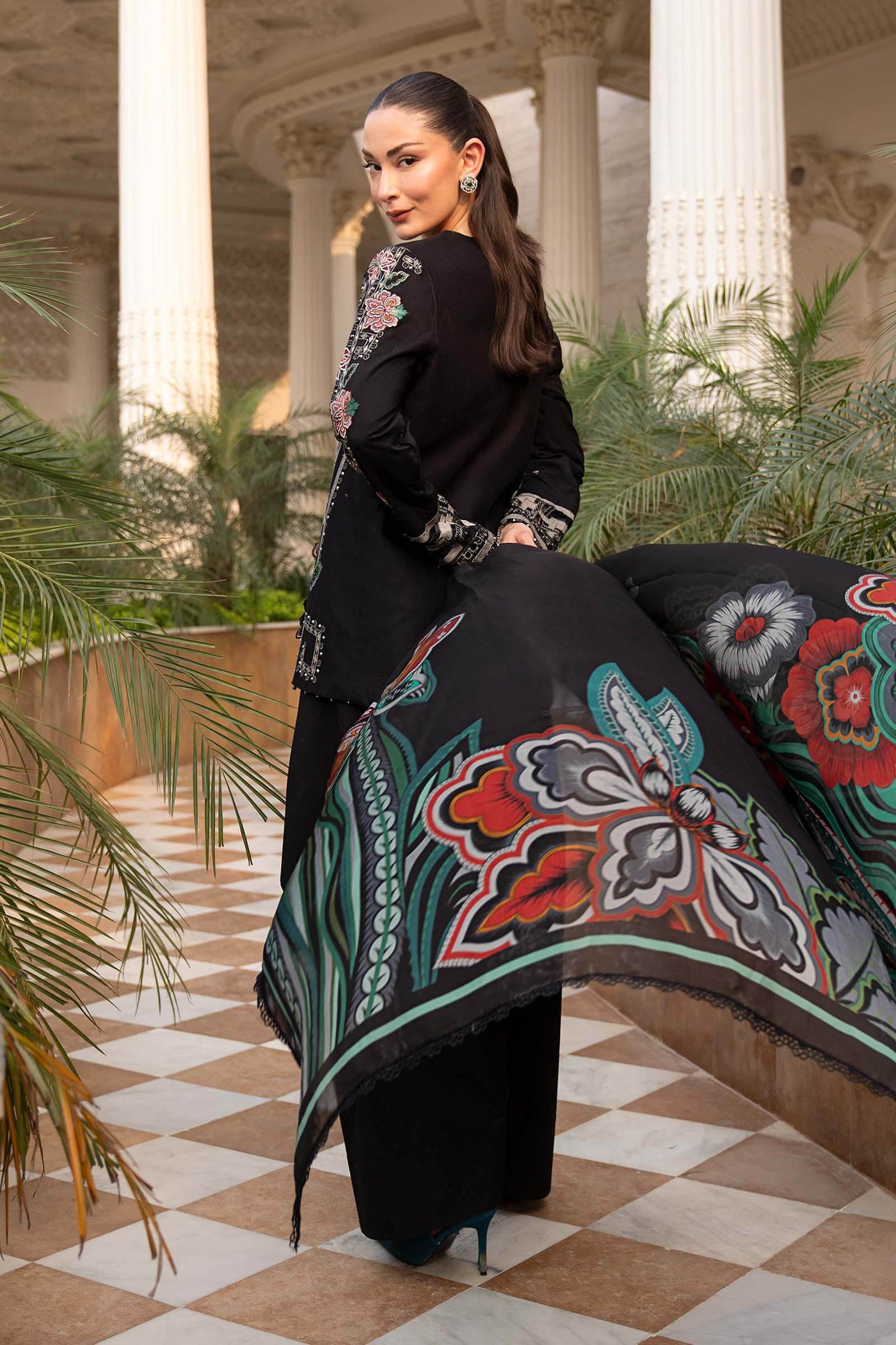 3 Piece Embroidered Jacquard Lawn Suit