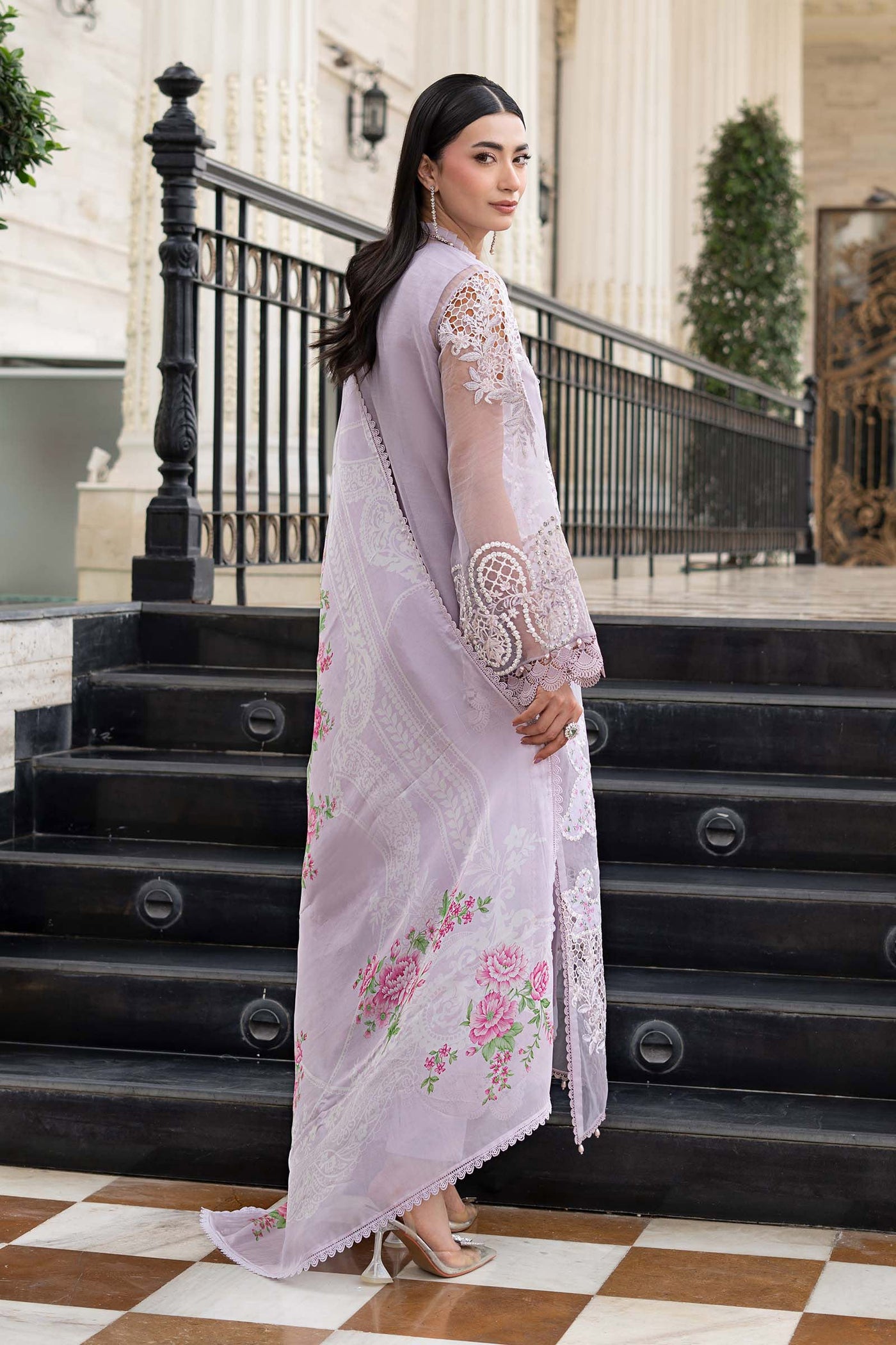 3 Piece Embroidered Lawn Suit