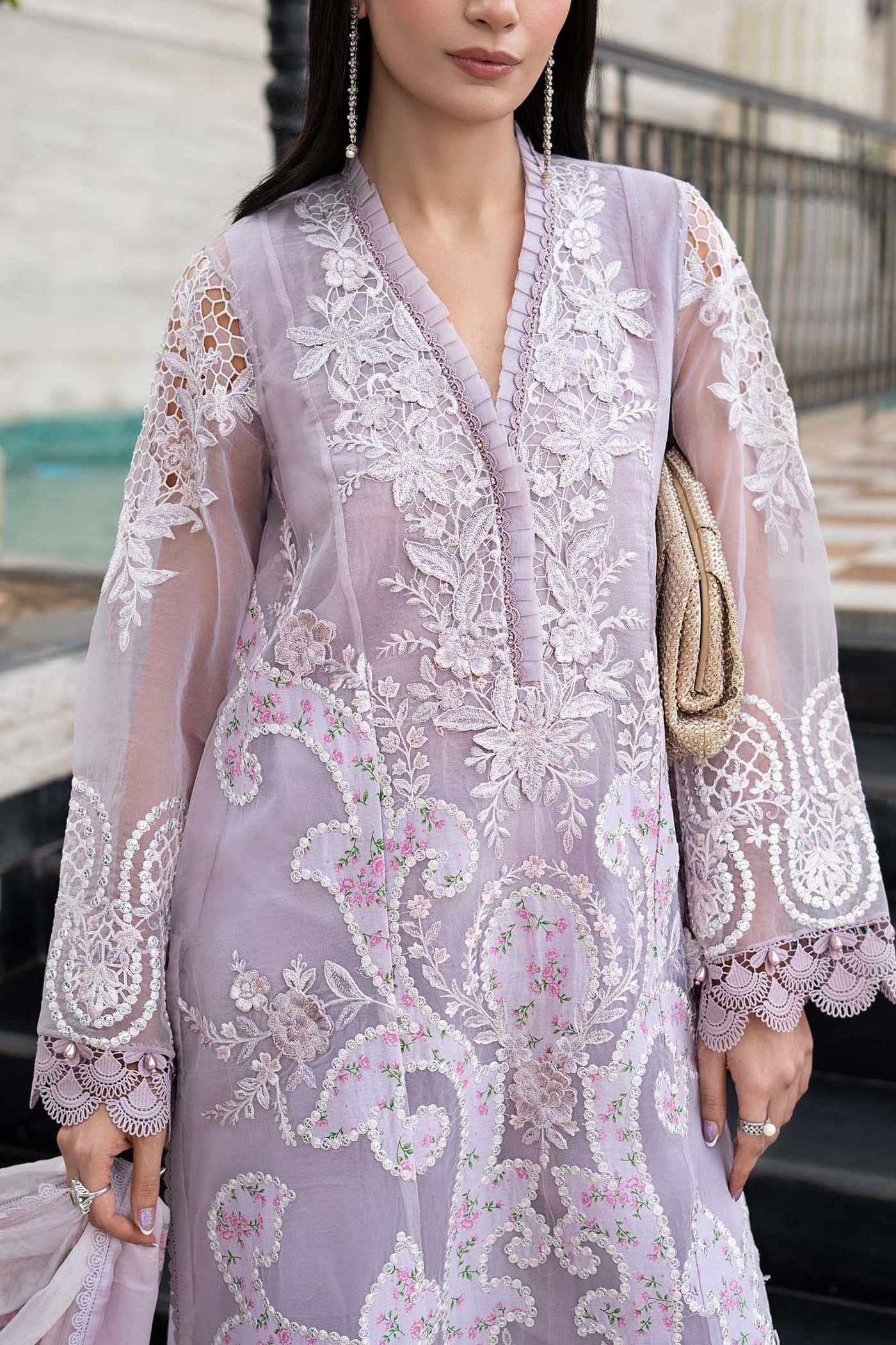 3 Piece Embroidered Lawn Suit