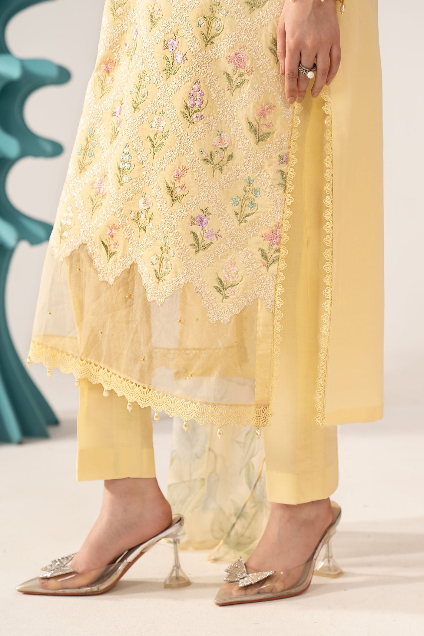 3 Piece Embroidered Lawn Suit