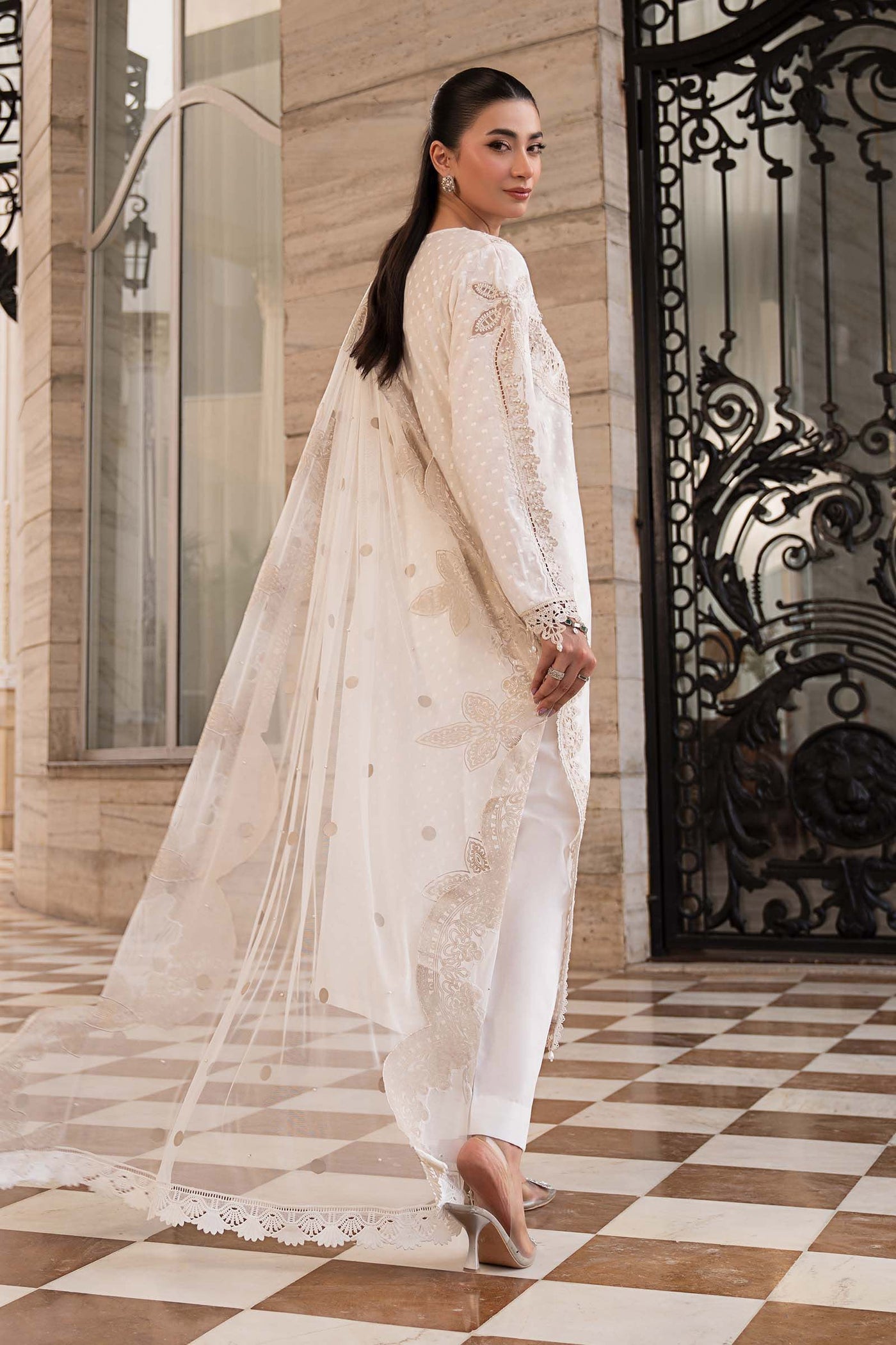 3 Piece Embroidered Jacquard Lawn Suit