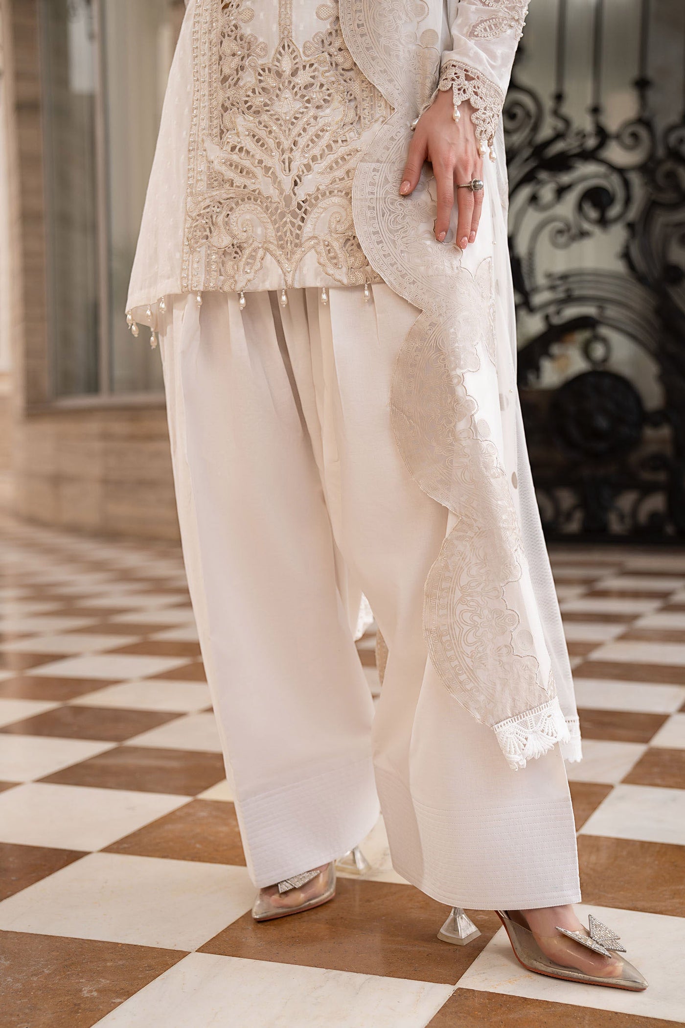 3 Piece Embroidered Jacquard Lawn Suit