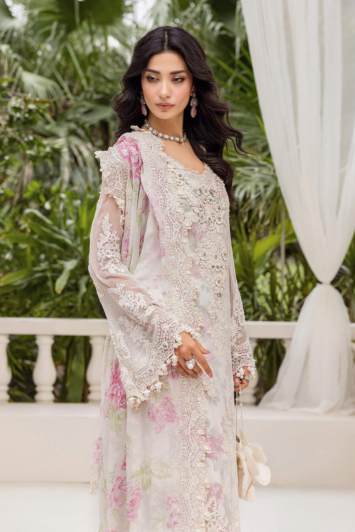 Maria.B – MPC-25-101 Off White Rose Style