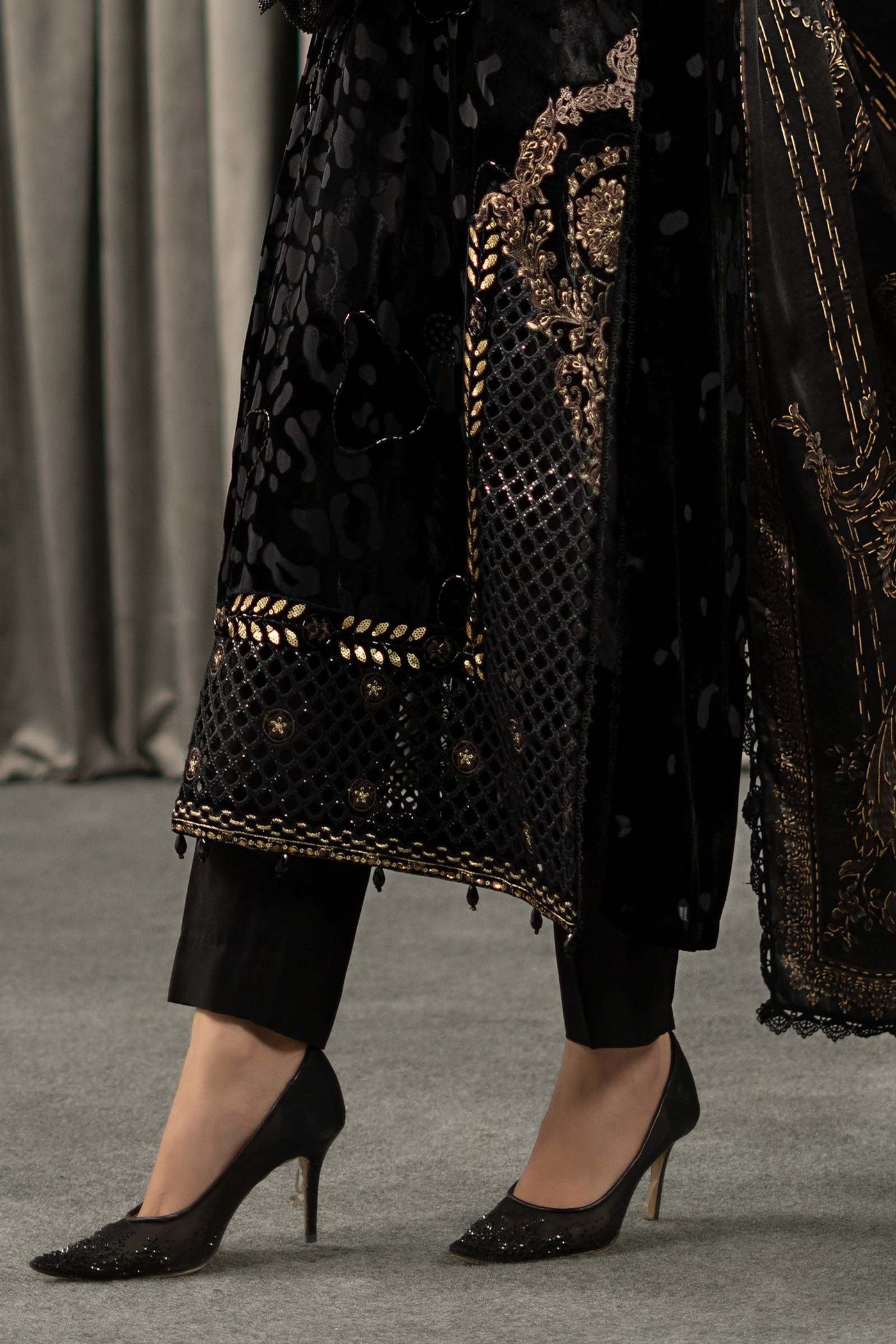 https://cdn.shopify.com/s/files/1/0620/8788/9062/files/D-1Closeup_H_e74a4444-edba-4048-addd-100fe47d3470.jpg?v=1765196728
