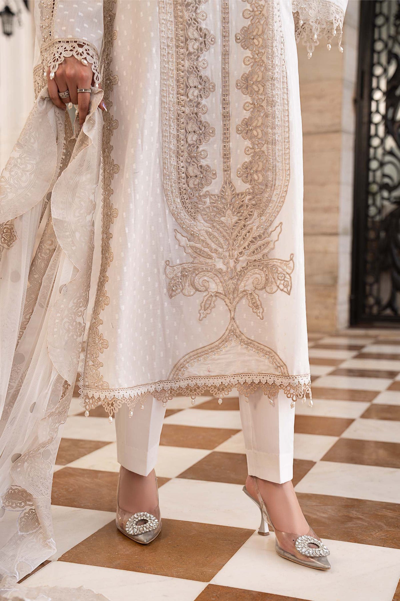 3 Piece Embroidered Jacquard Lawn Suit