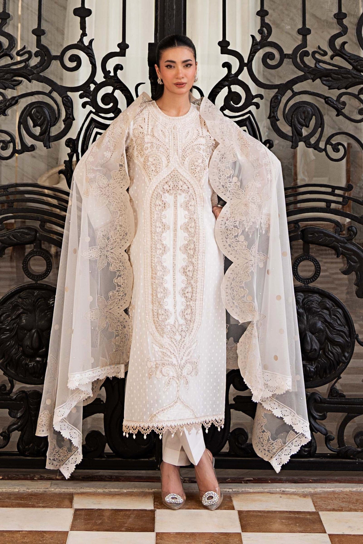 3 Piece Embroidered Jacquard Lawn Suit
