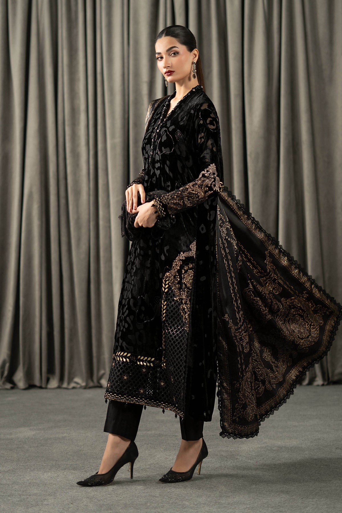 3 Piece Embroidered Palachi Suit