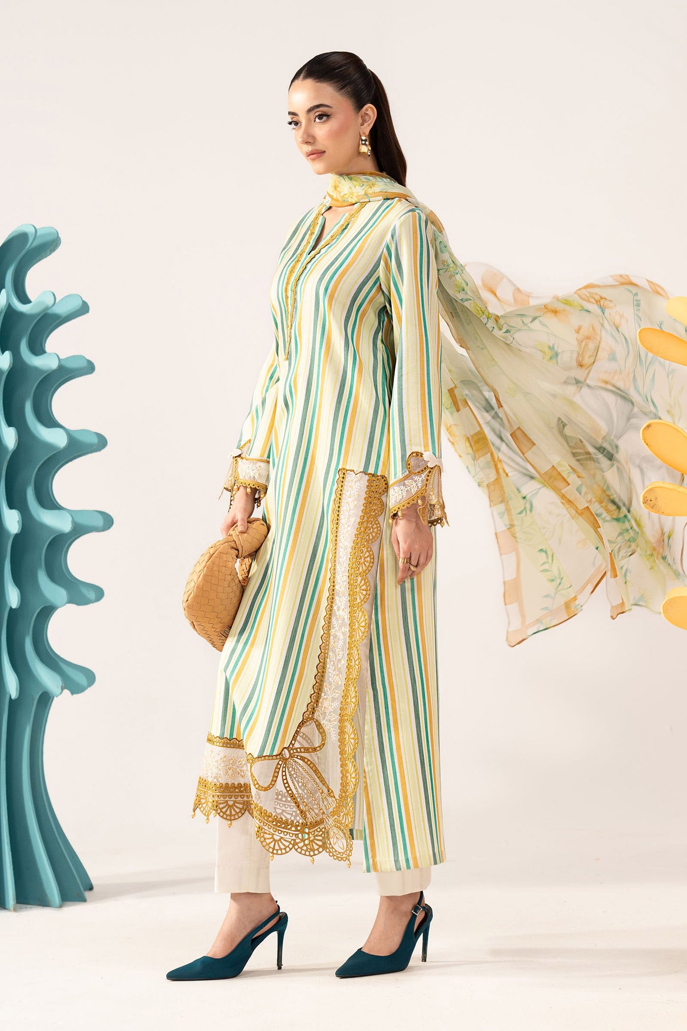 3 Piece Embroidered Jacquard Suit