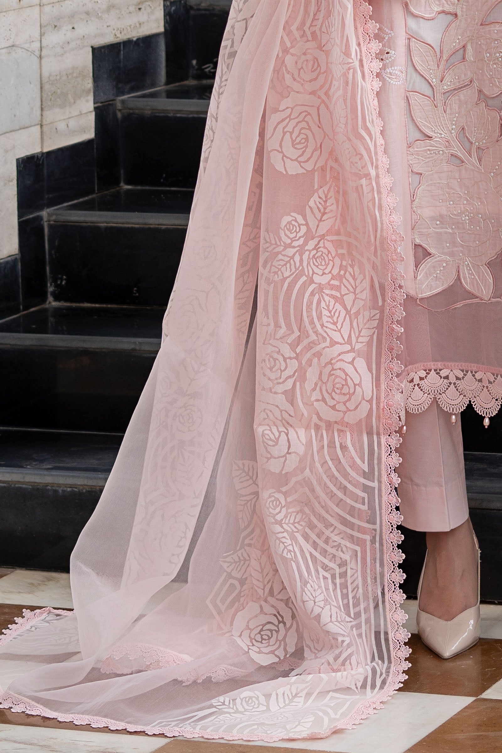 3 Piece Embroidered Lawn Suit