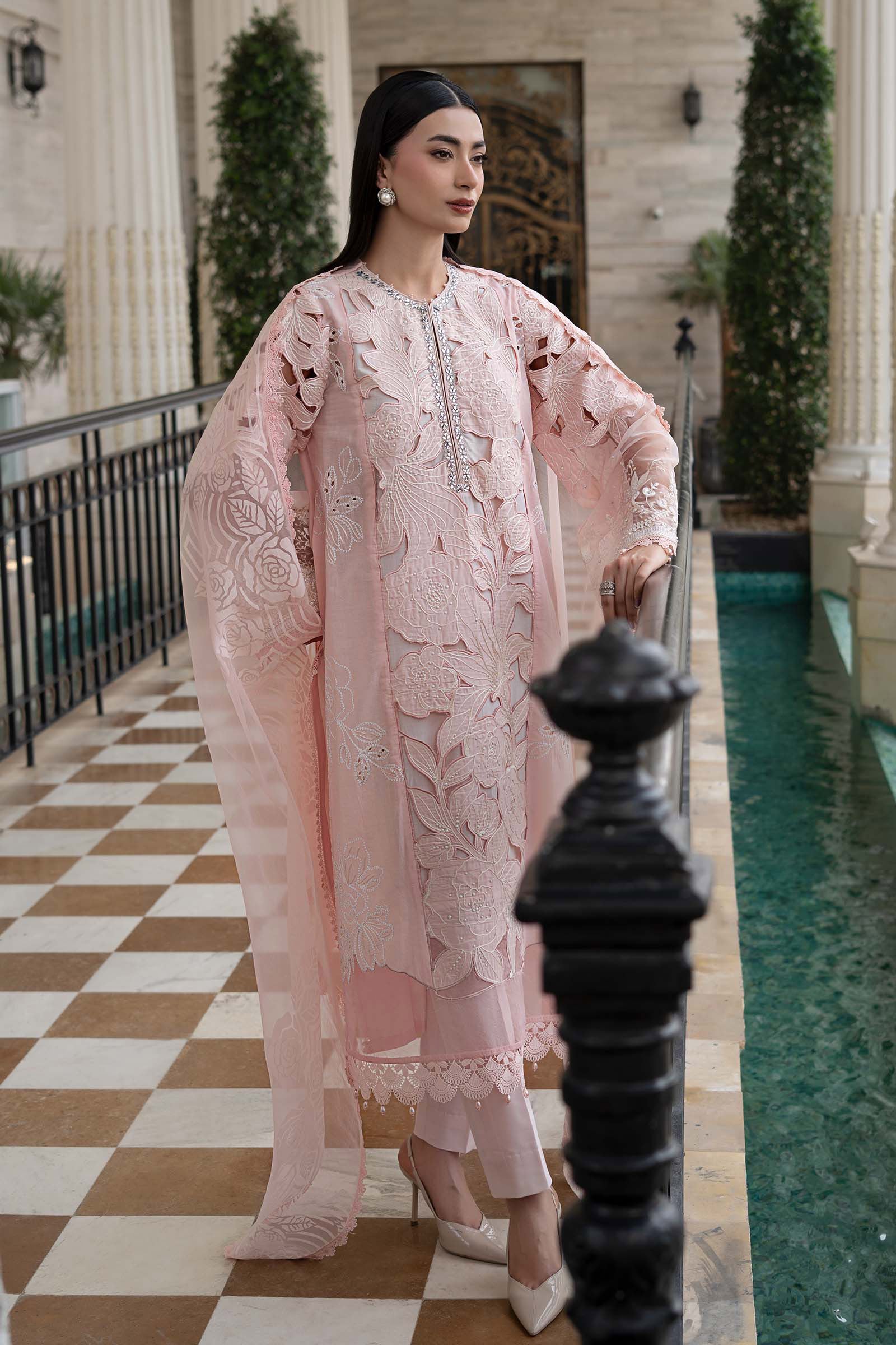 3 Piece Embroidered Lawn Suit