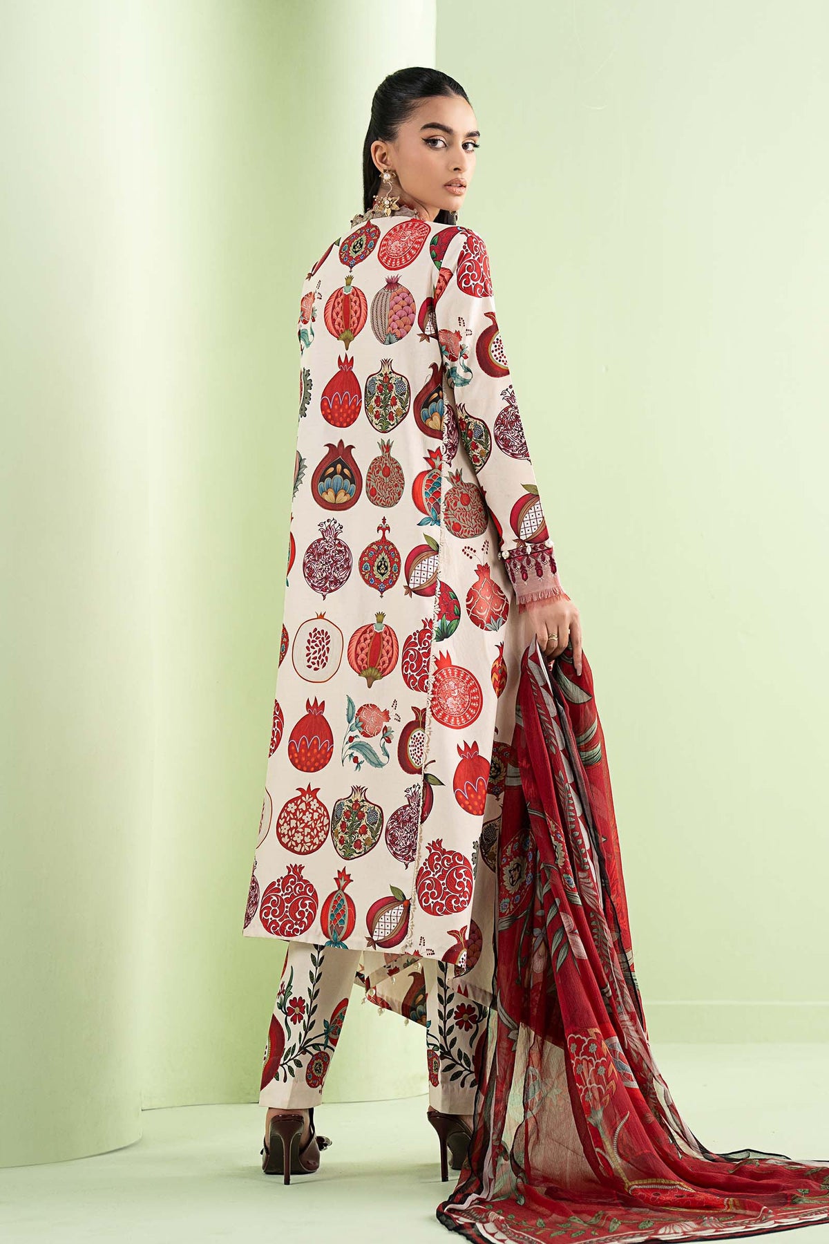 3 Piece Embroidered Lawn Suit - MS2903A-SML-00A