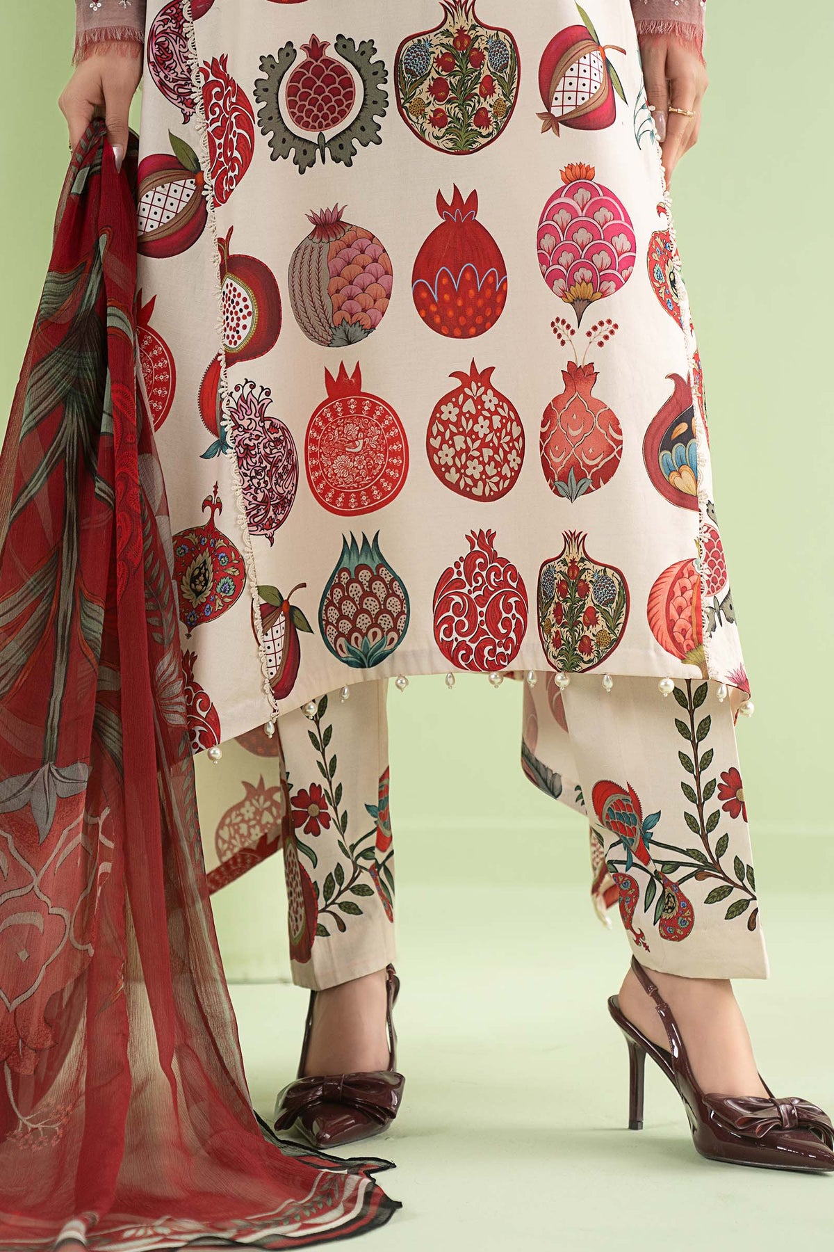 3 Piece Embroidered Lawn Suit - MS2903A-SML-00A