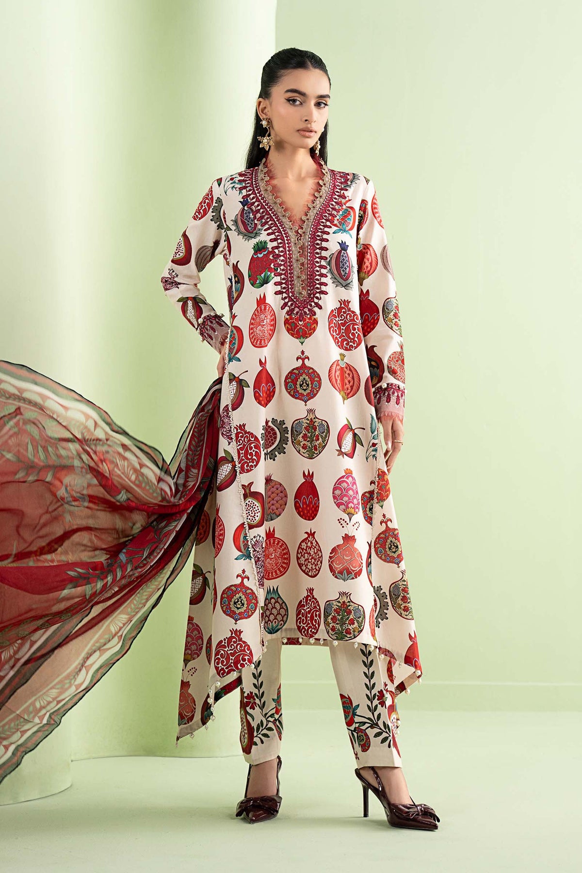 3 Piece Embroidered Lawn Suit - MS2903A-SML-00A