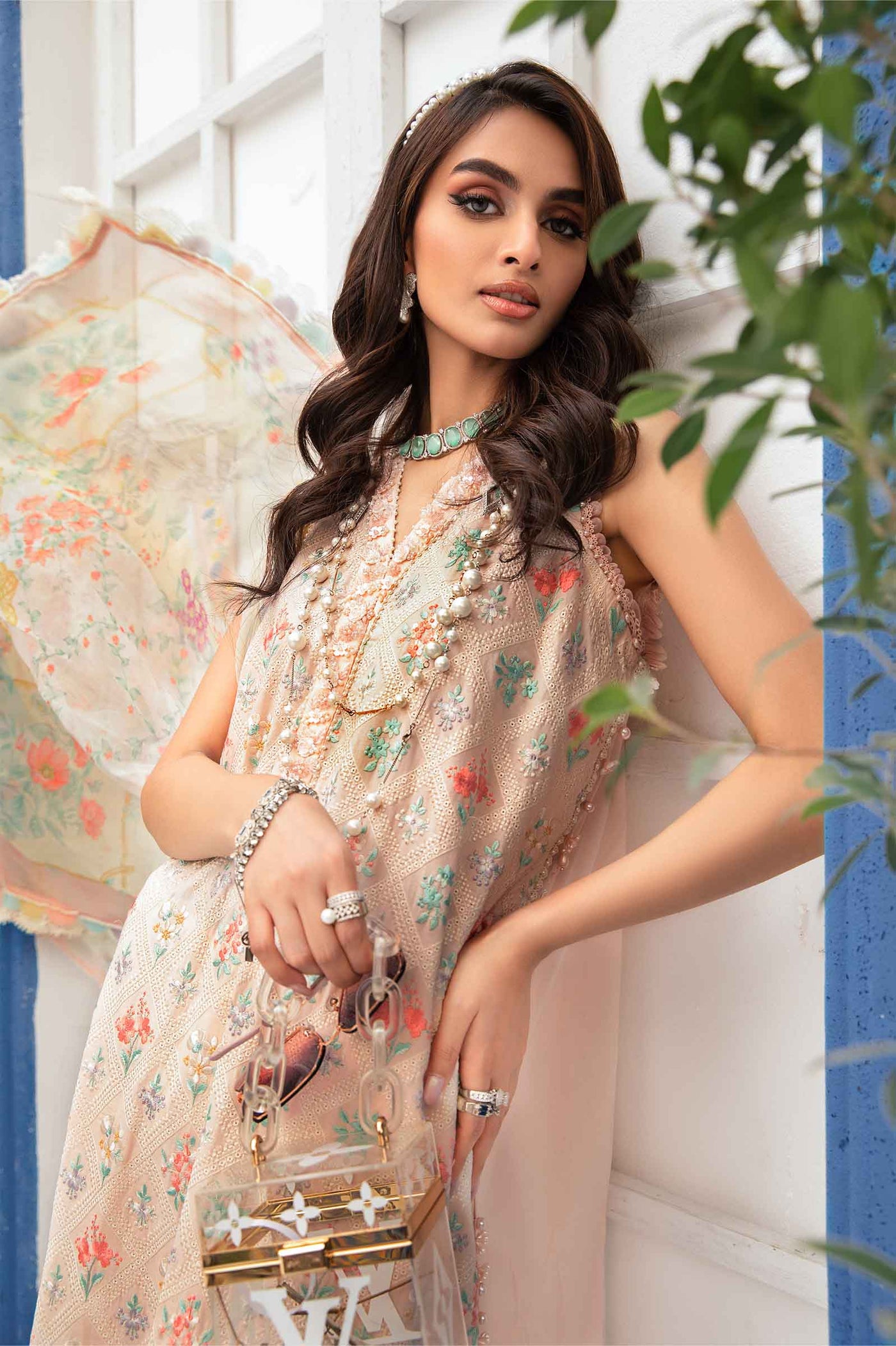 Embellished Chiffon Dupatta (as shown)