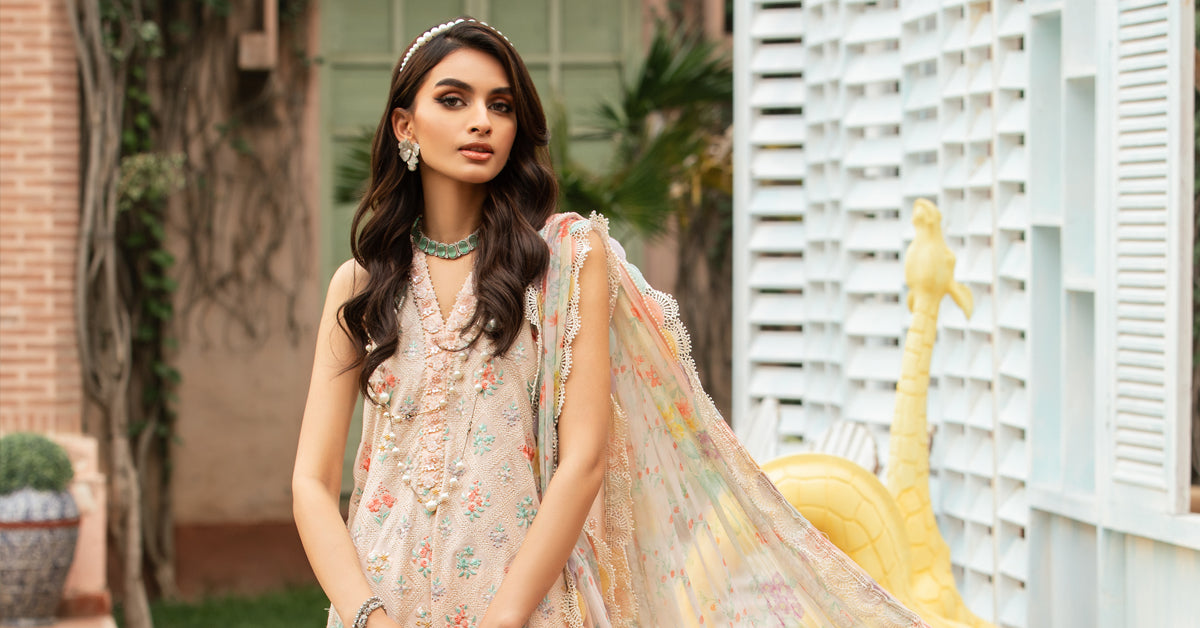 Embellished Chiffon Dupatta (as shown)