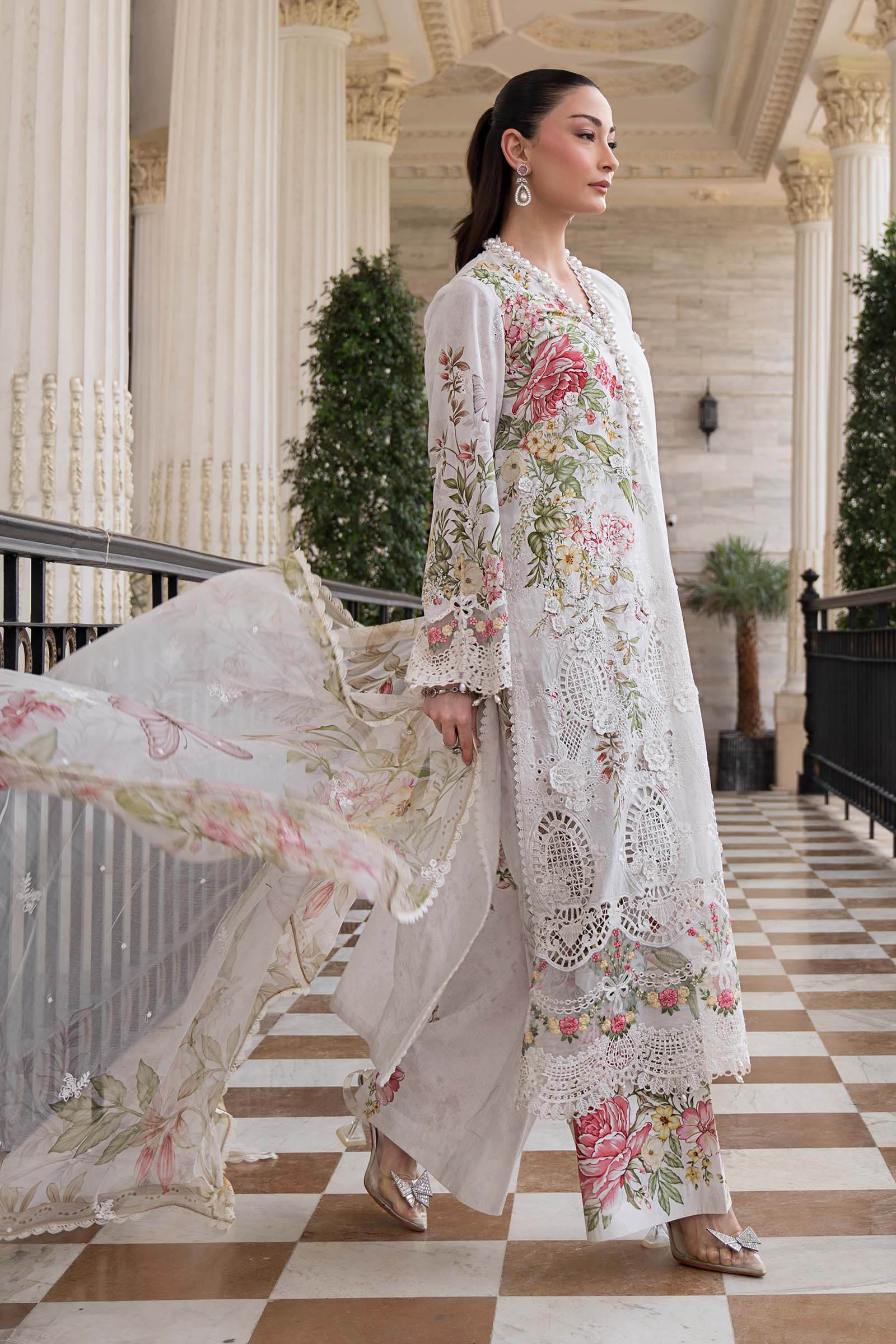 3 Piece Embroidered Lawn Suit