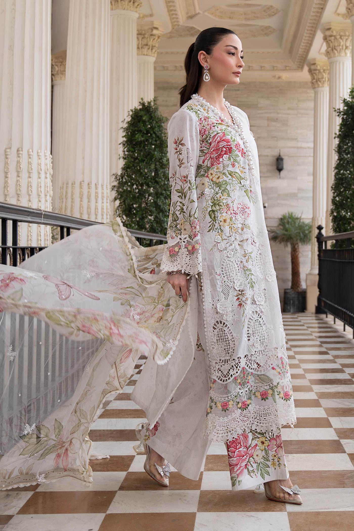 3 Piece Embroidered Lawn Suit