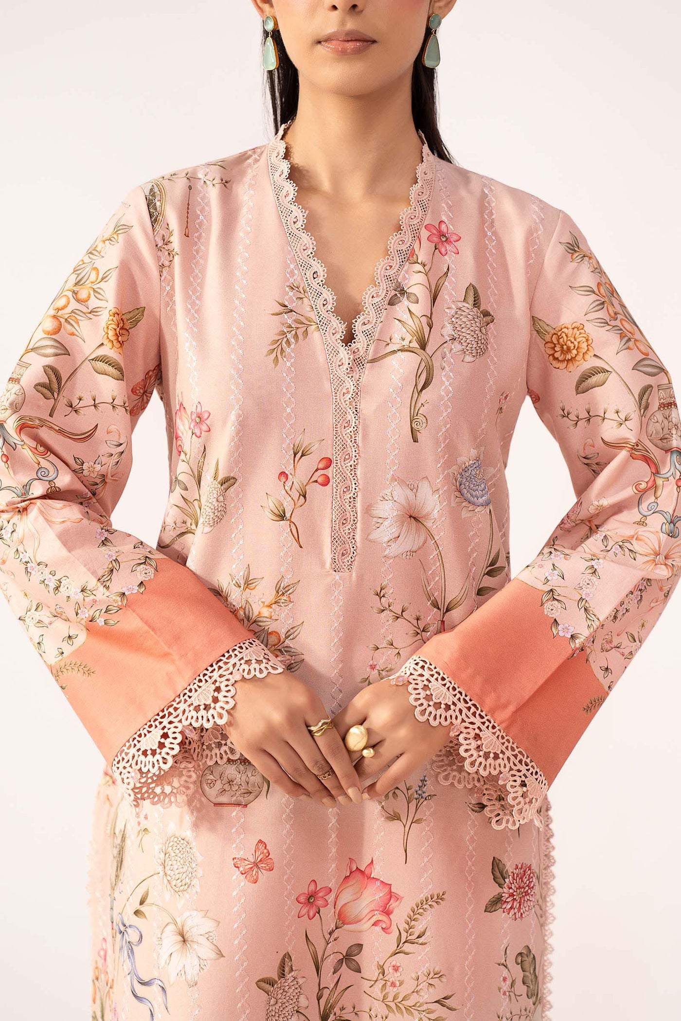 3 Piece Embroidered Lawn Suit