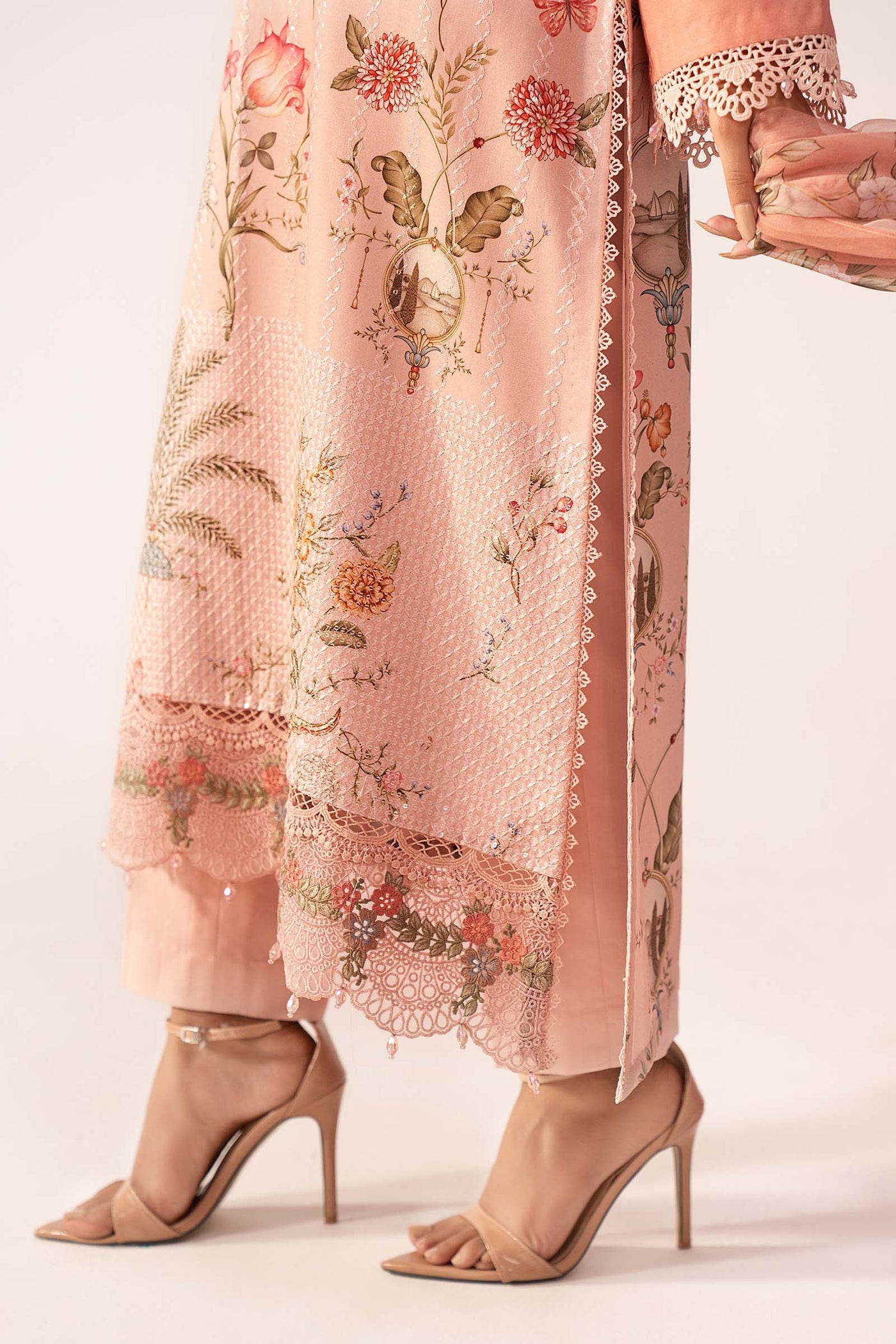 3 Piece Embroidered Lawn Suit