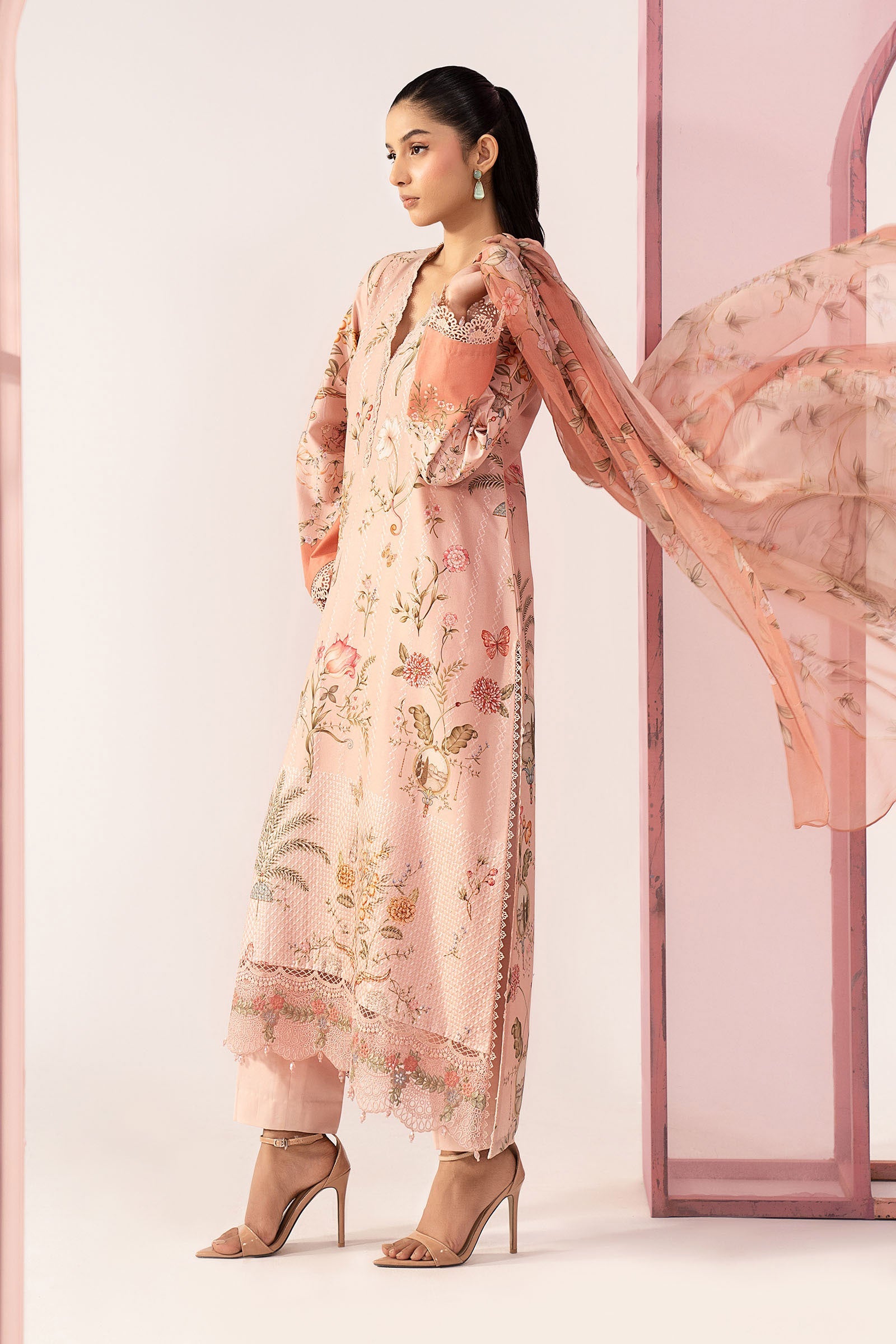 3 Piece Embroidered Lawn Suit