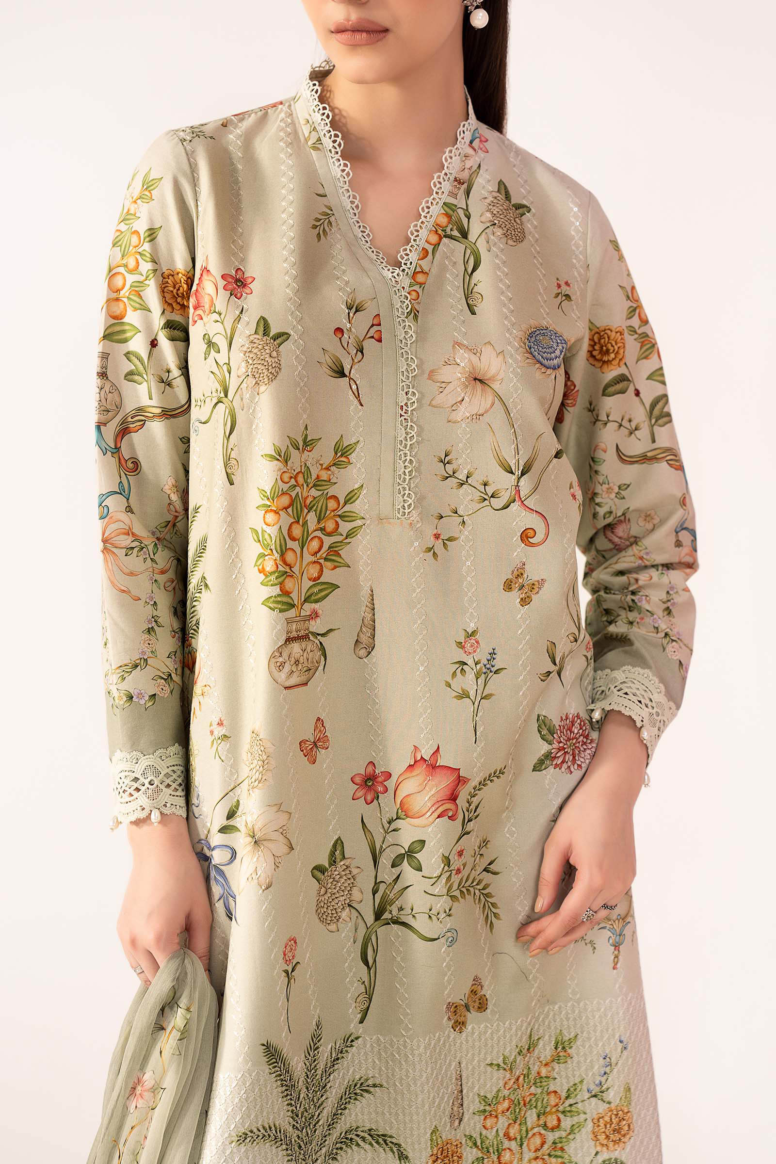 3 Piece Embroidered Lawn Suit