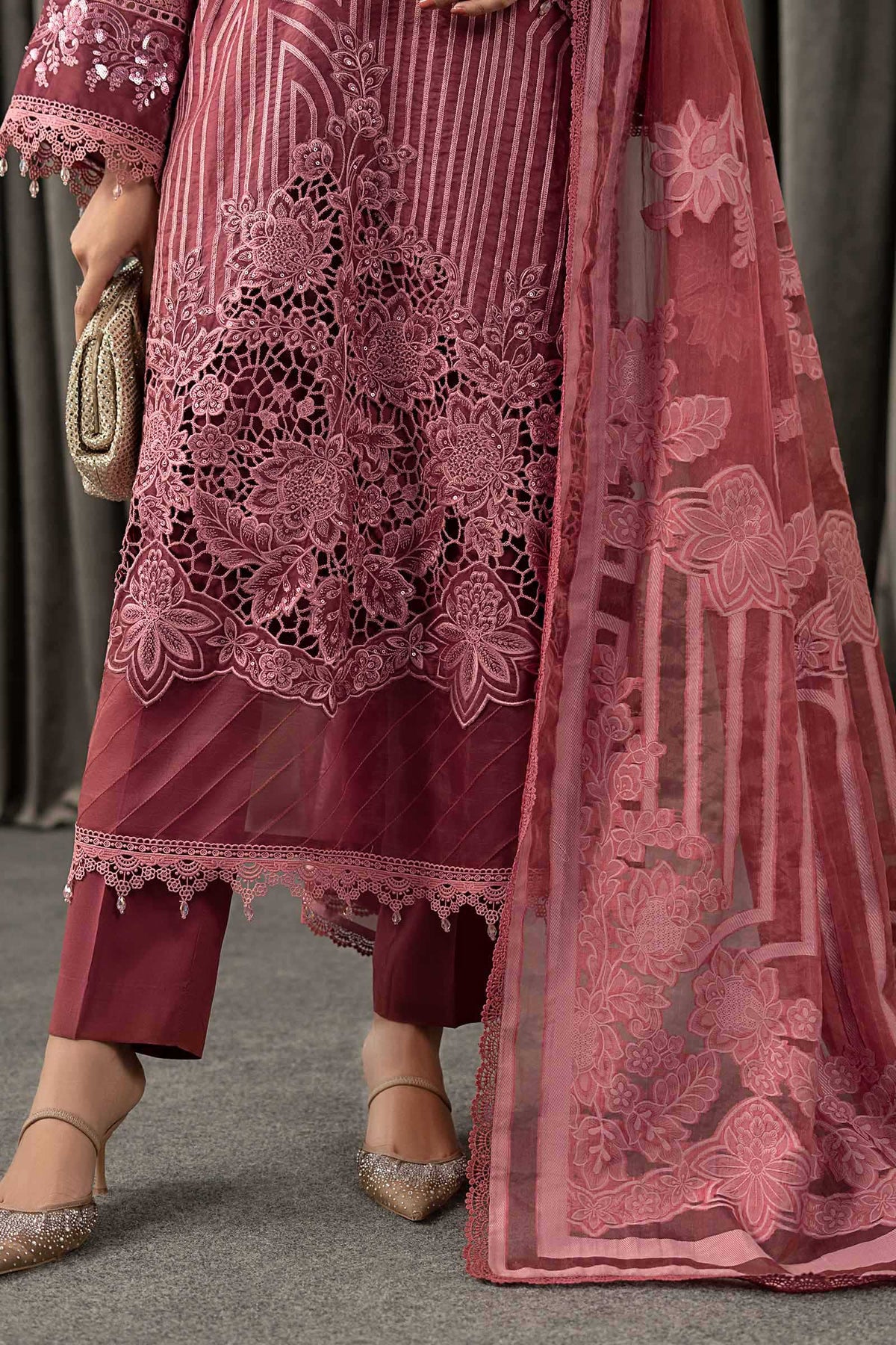 3 Piece Embroidered Organza Suit - WLS1304-SML-API