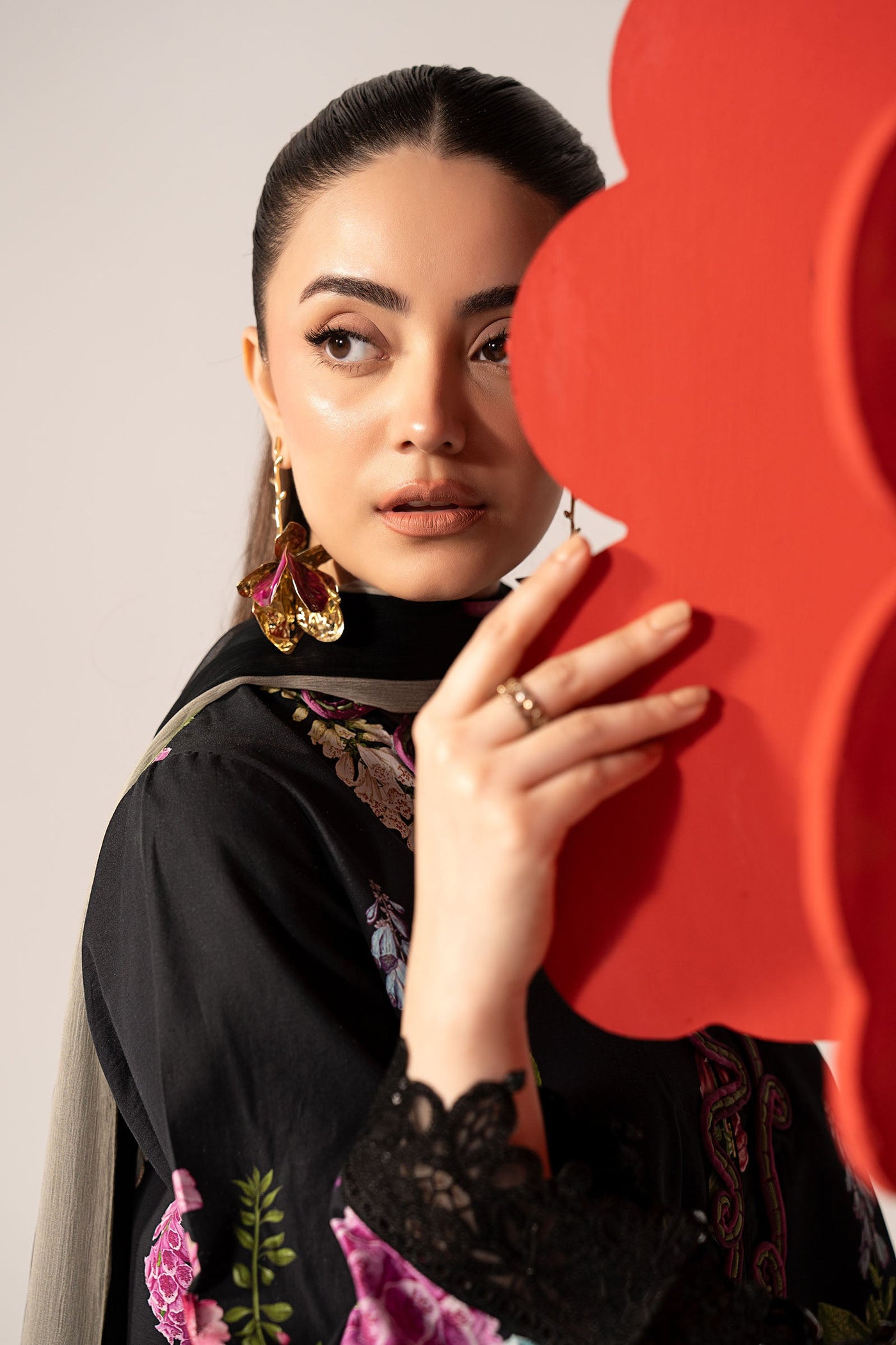 3 Piece Embroidered Lawn Suit