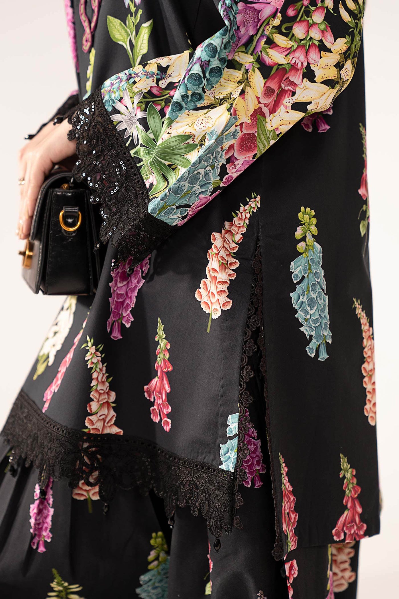 3 Piece Embroidered Lawn Suit