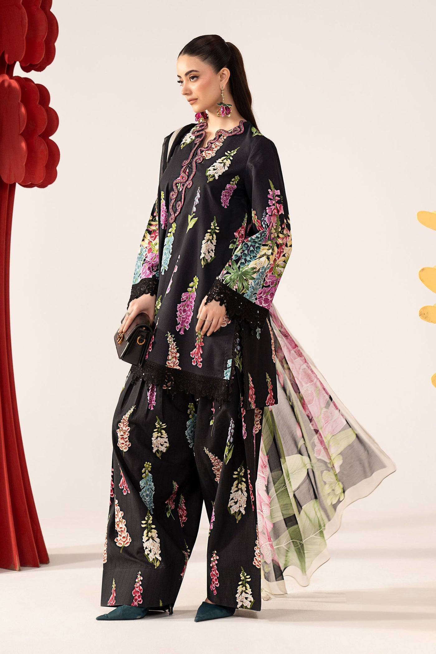 3 Piece Embroidered Lawn Suit