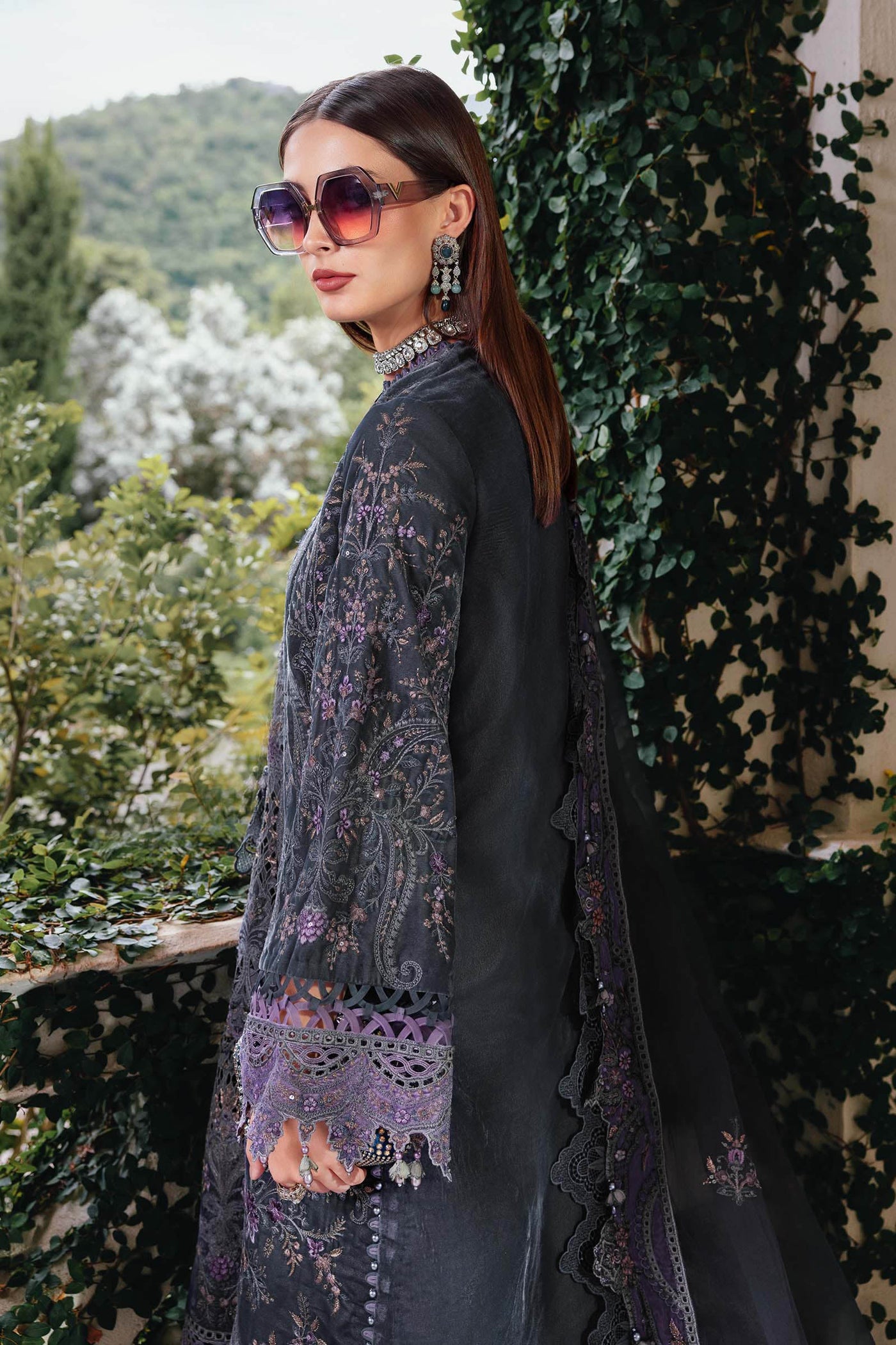 3 Piece Unstitched Embroidered Velvet Suit