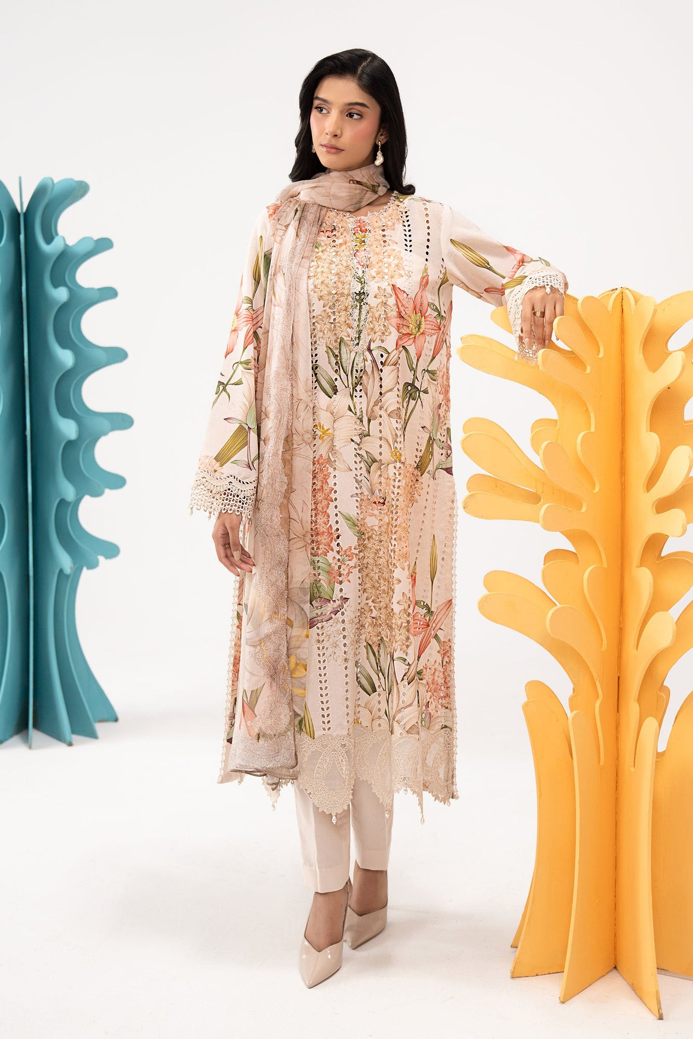 3 Piece Embroidered Lawn Suit