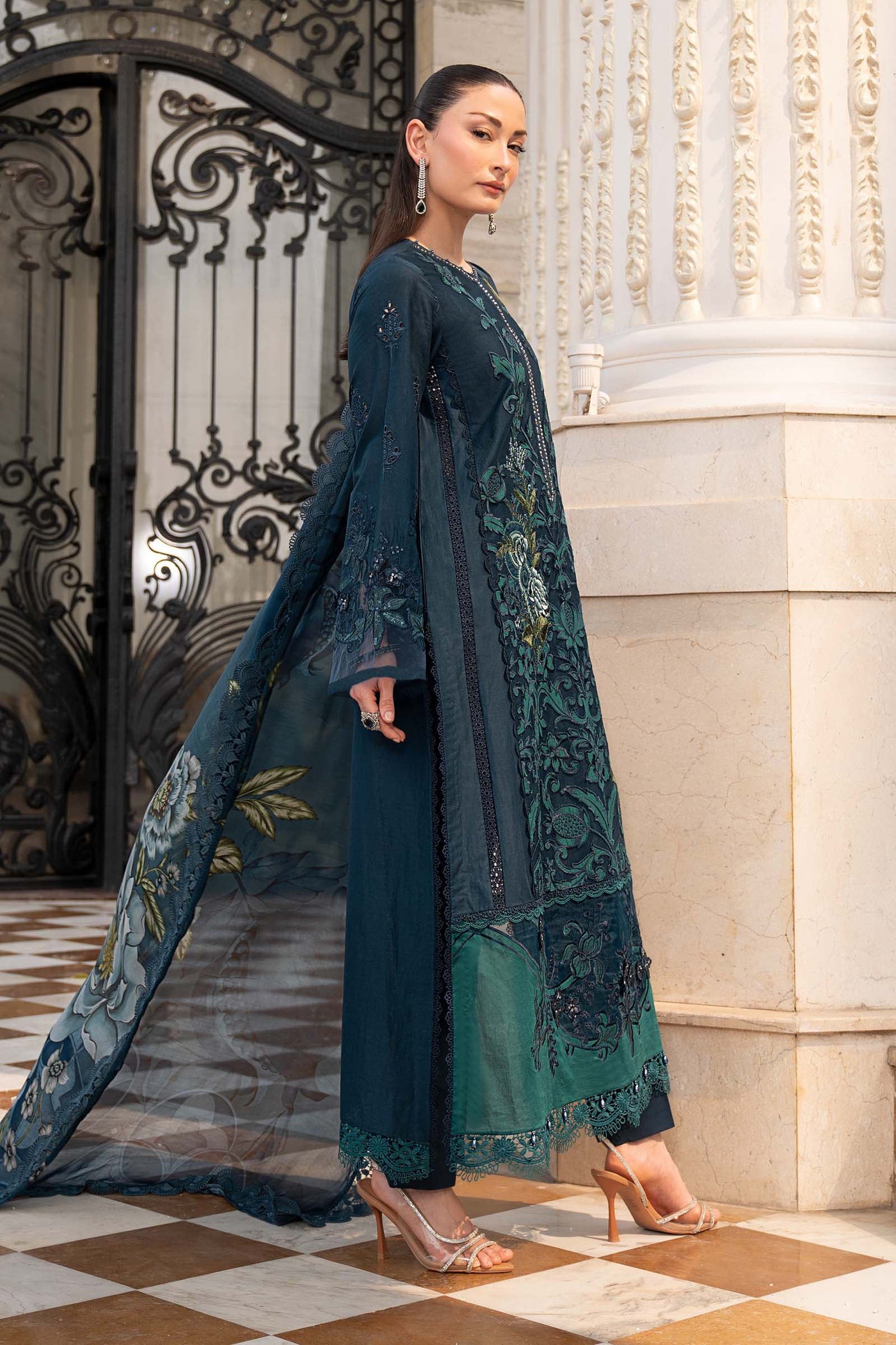 3 Piece Embroidered Lawn Suit