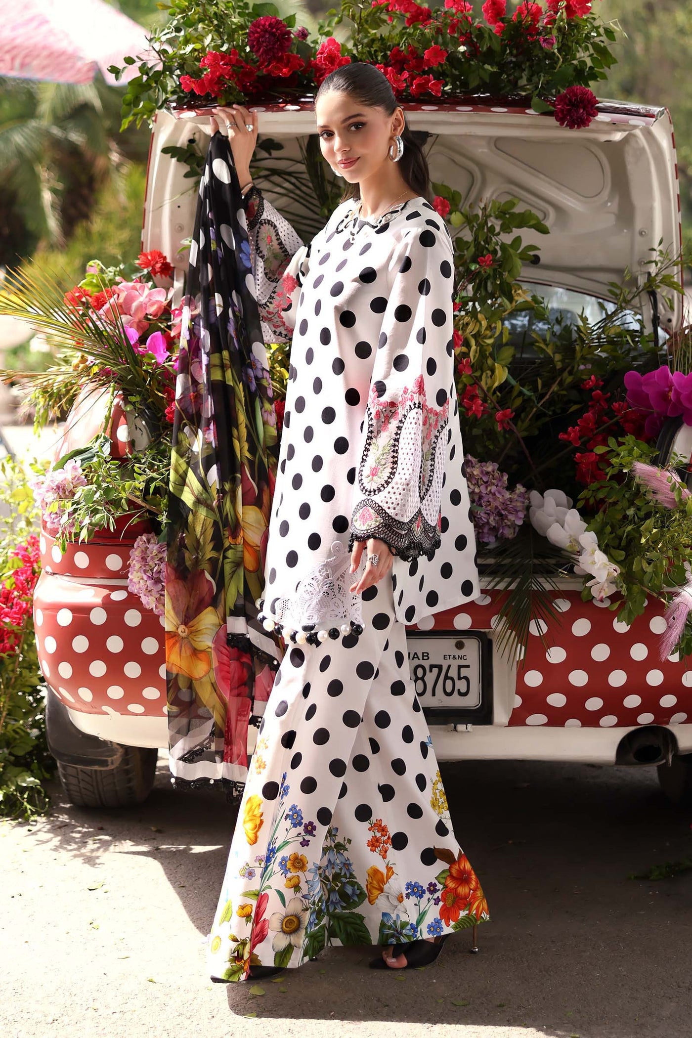3 Piece Unstitched Embroidered Lawn Suit
